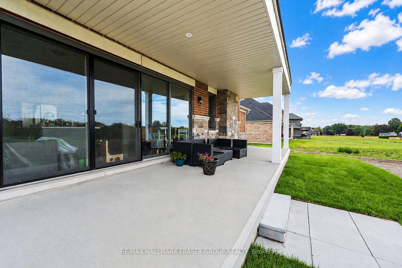 Photo 3 of 1788 Loyst Avenue, Pickering, Rural Pickering — HOMEH
