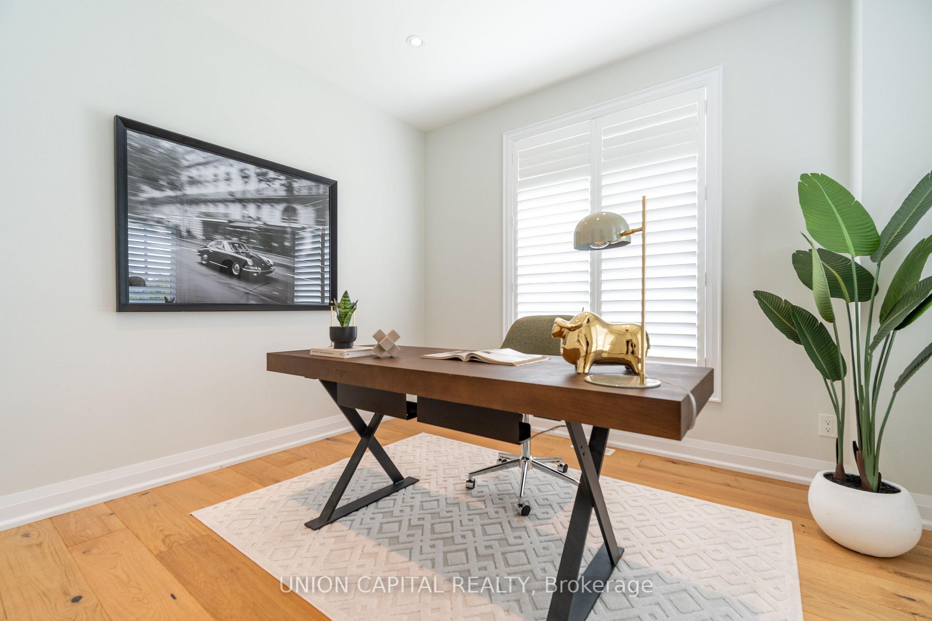 Photo 13 of 9 Seedling Crescent, Whitchurch-Stouffville, Stouffville — HOMEH
