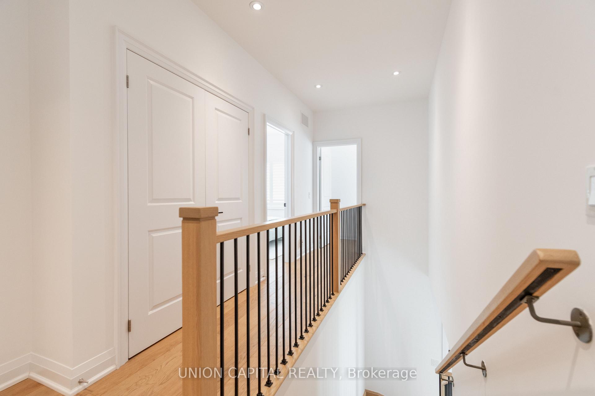 Photo 15 of 9 Seedling Crescent, Whitchurch-Stouffville, Stouffville — HOMEH