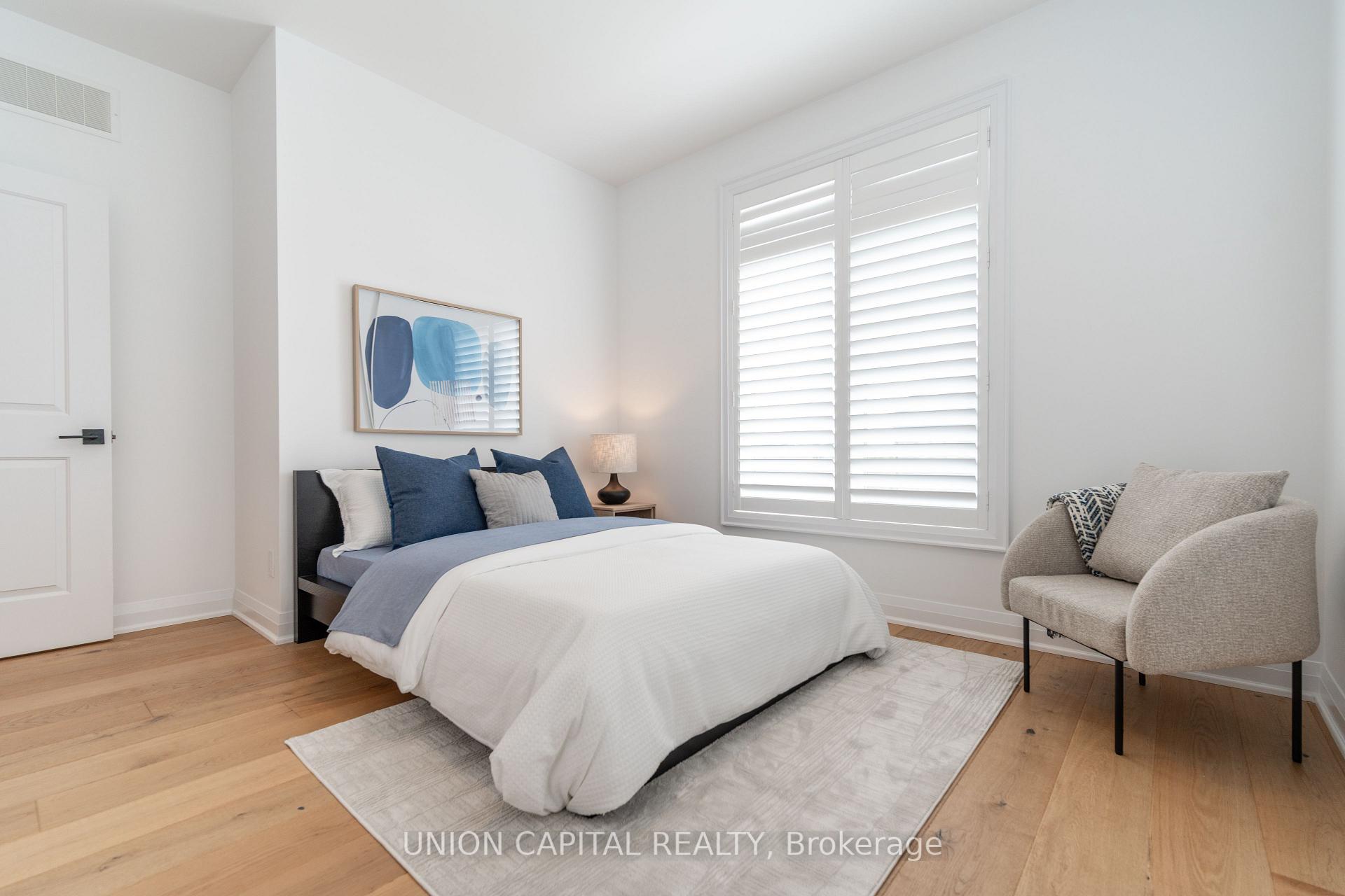 Photo 23 of 9 Seedling Crescent, Whitchurch-Stouffville, Stouffville — HOMEH