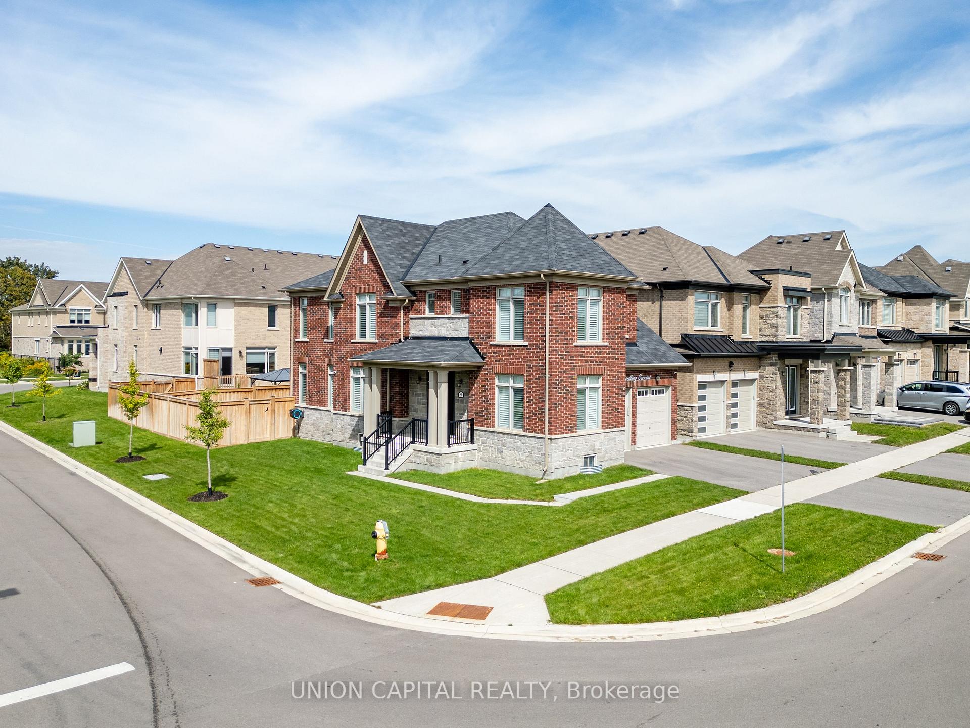 Photo 31 of 9 Seedling Crescent, Whitchurch-Stouffville, Stouffville — HOMEH