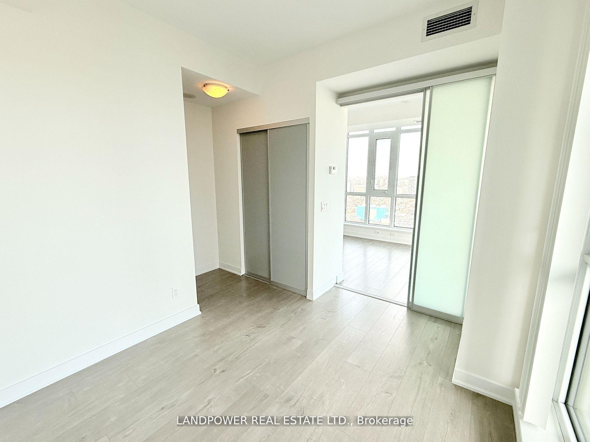 Photo 6 of Unit 3702, 30 Nelson Street, Toronto, Waterfront Communities — HOMEH