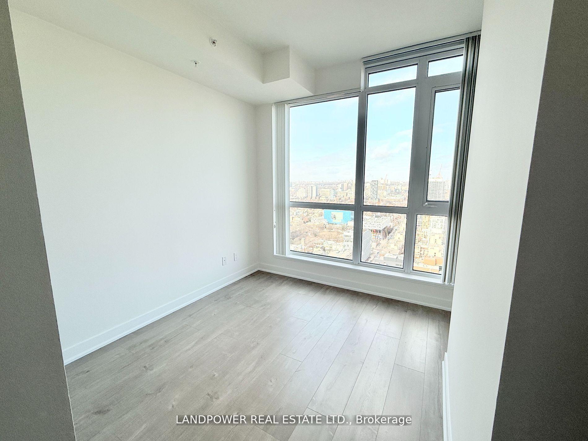Photo 8 of Unit 3702, 30 Nelson Street, Toronto, Waterfront Communities — HOMEH