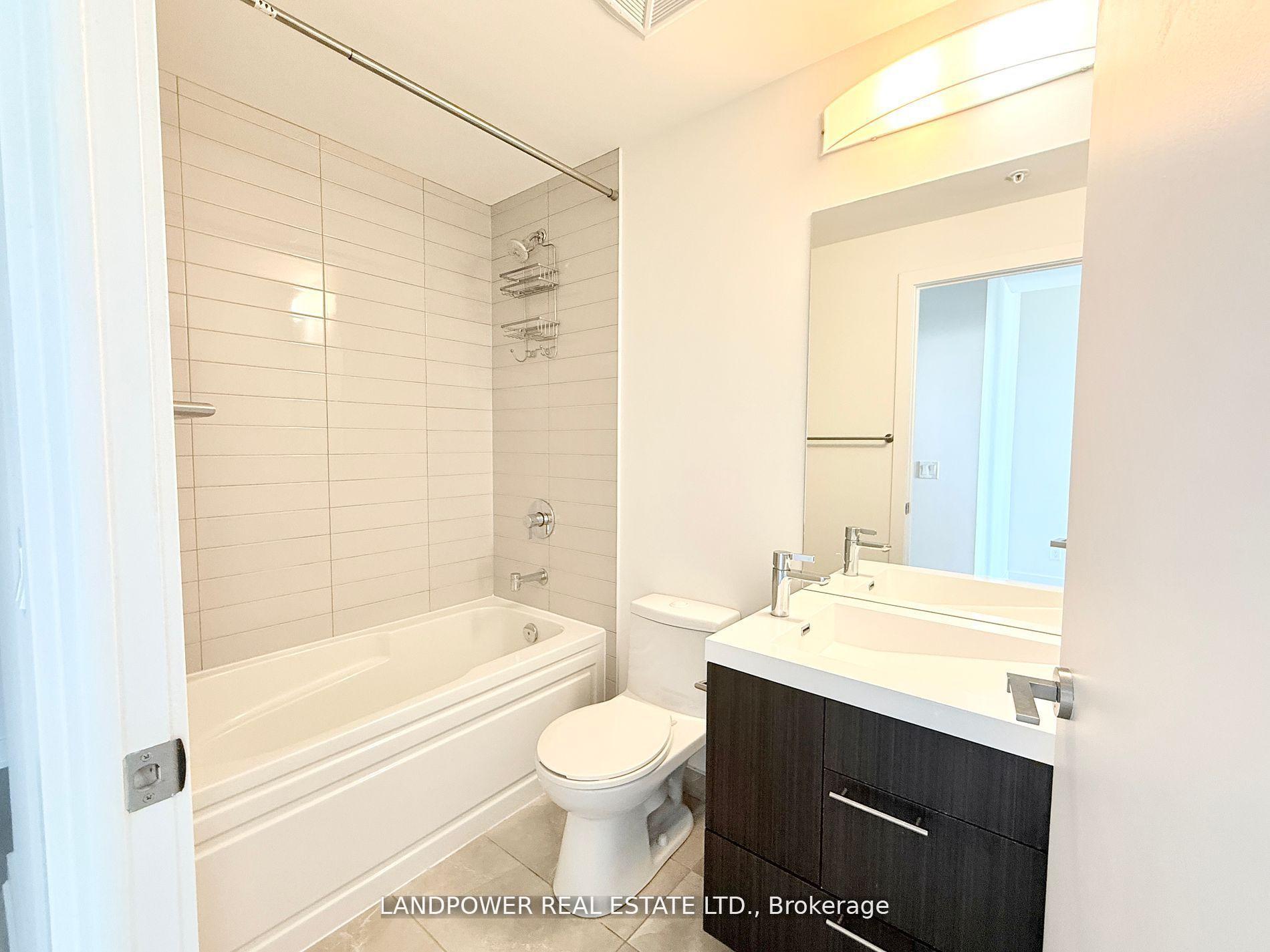 Photo 10 of Unit 3702, 30 Nelson Street, Toronto, Waterfront Communities — HOMEH
