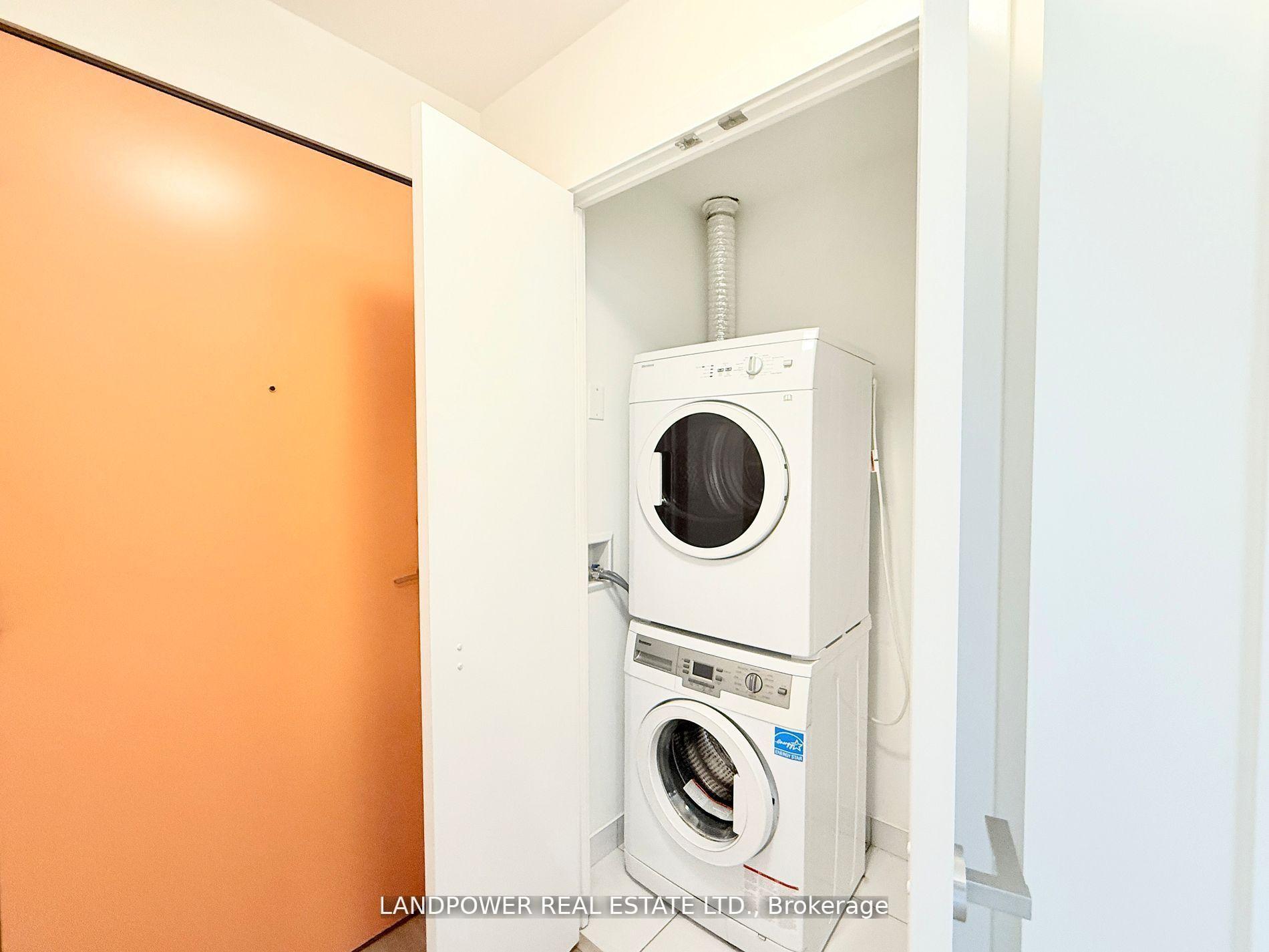Photo 11 of Unit 3702, 30 Nelson Street, Toronto, Waterfront Communities — HOMEH