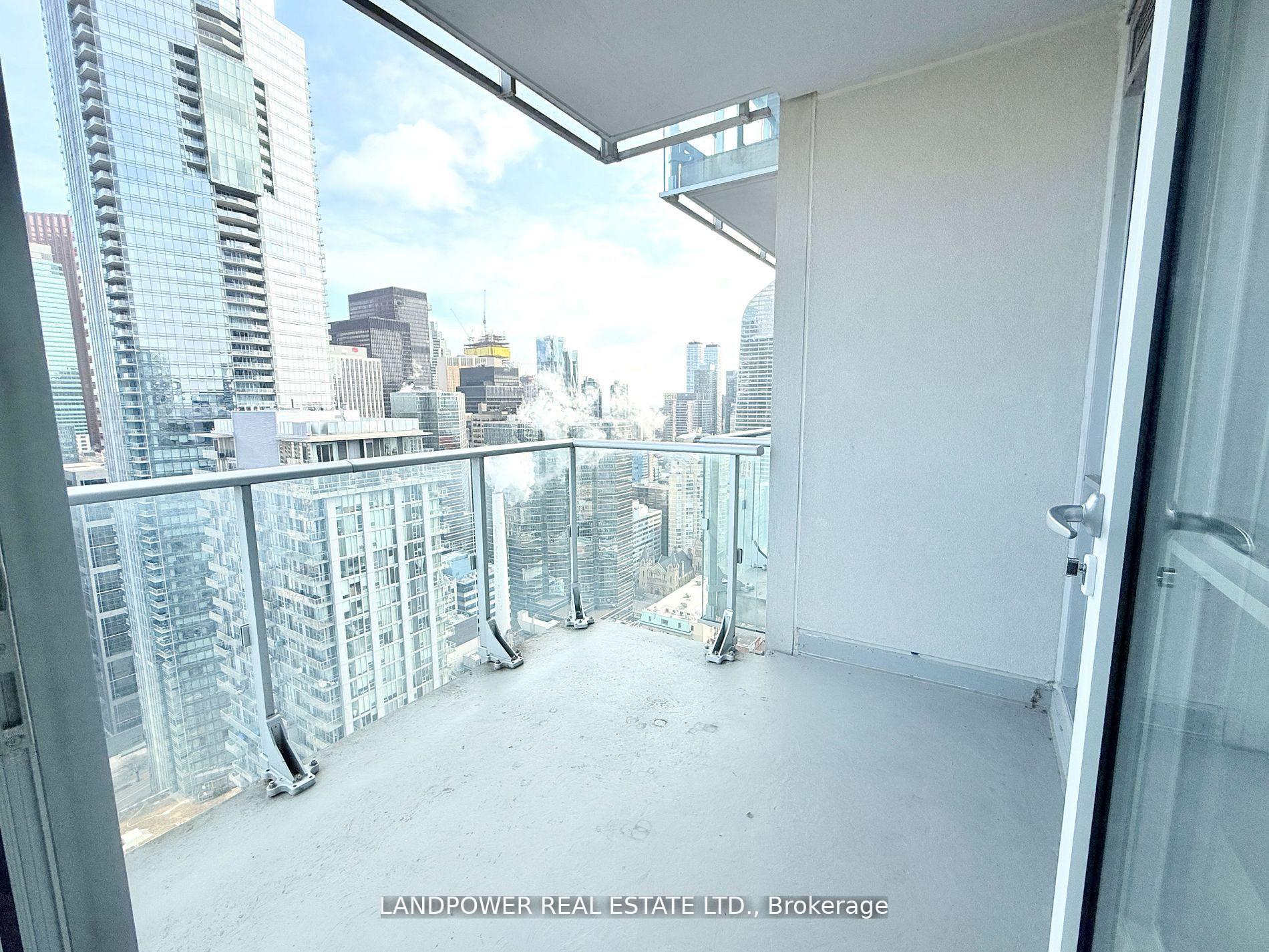 Photo 12 of Unit 3702, 30 Nelson Street, Toronto, Waterfront Communities — HOMEH