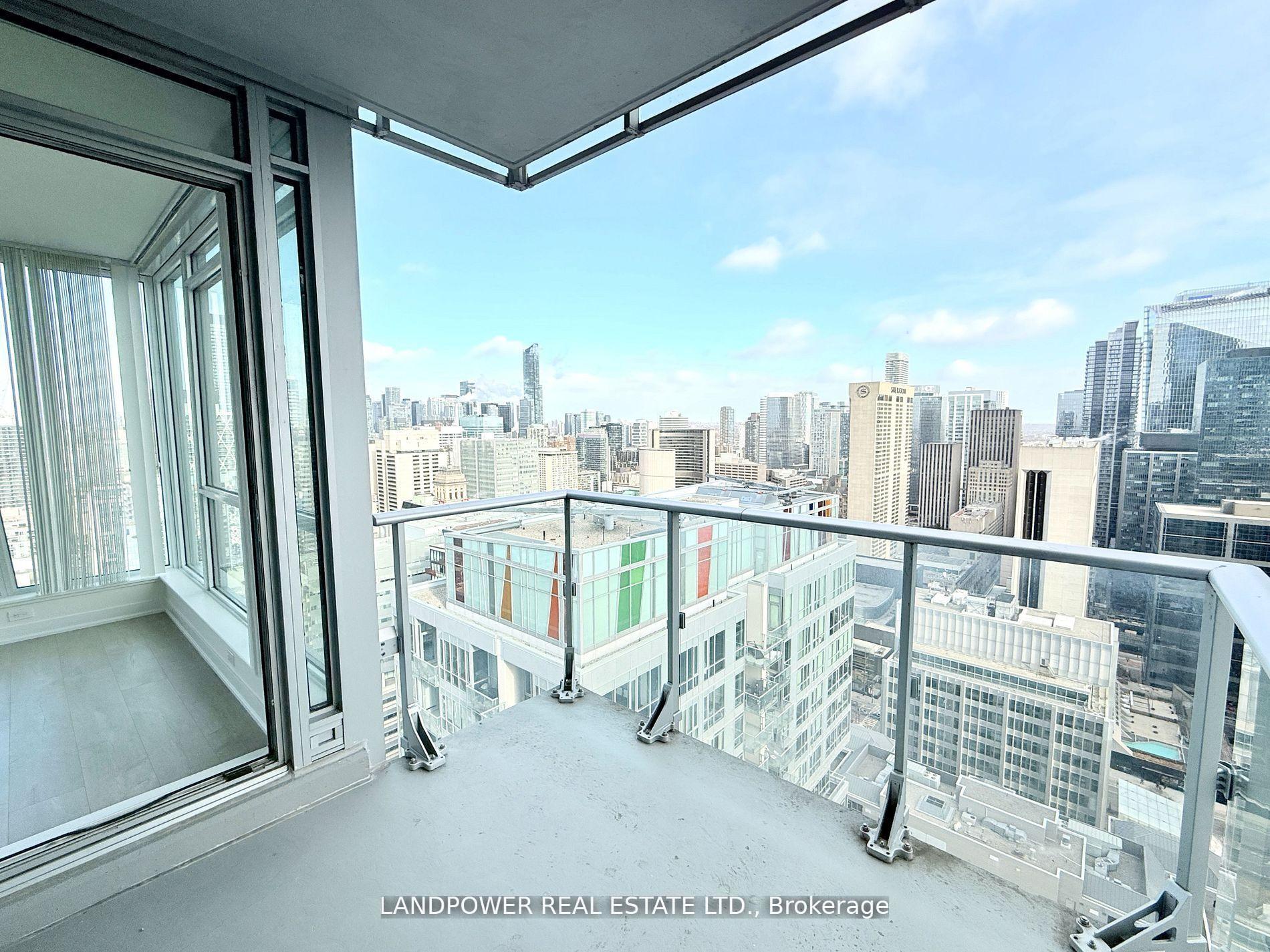 Photo 13 of Unit 3702, 30 Nelson Street, Toronto, Waterfront Communities — HOMEH