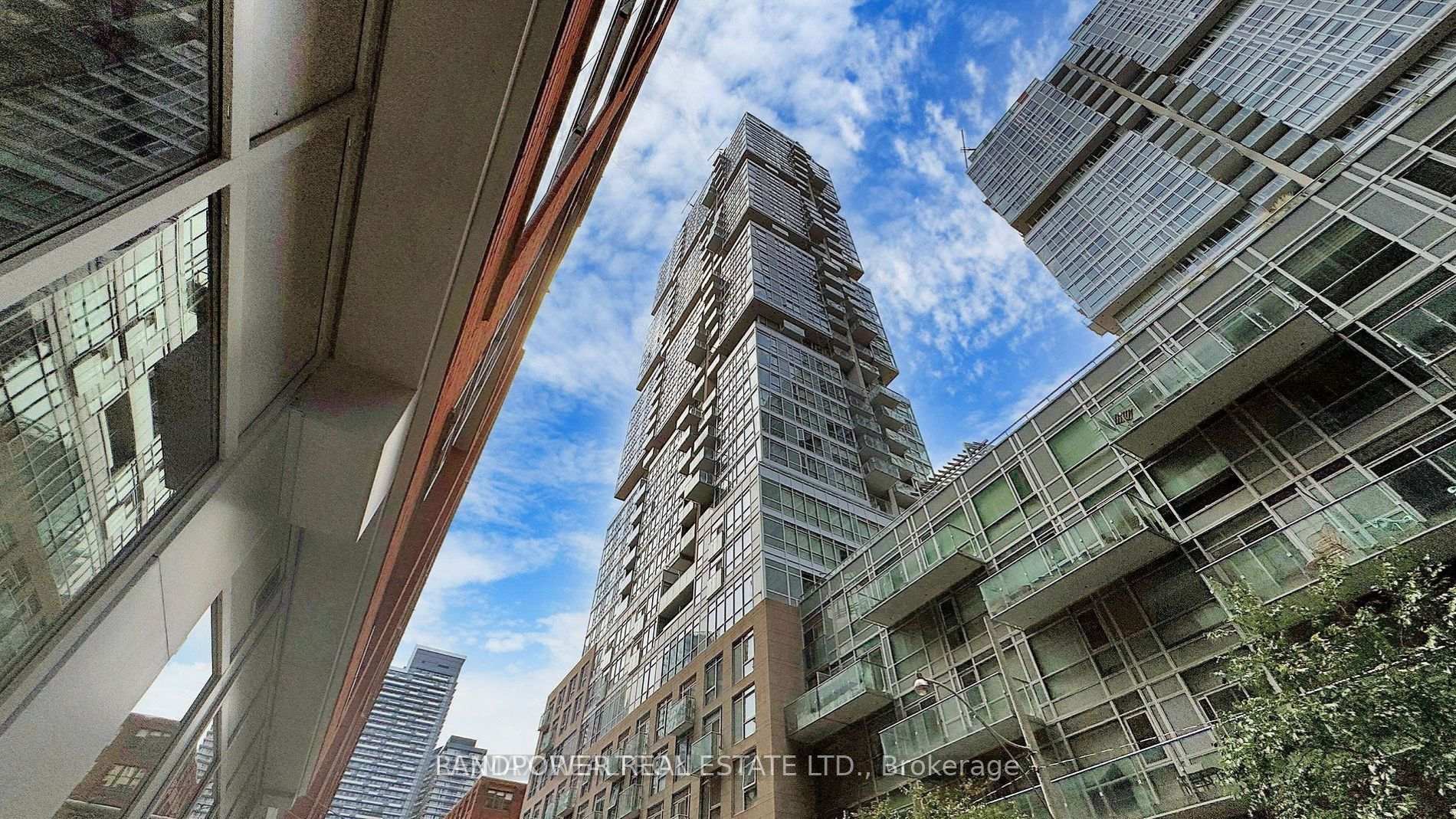 Photo 16 of Unit 3702, 30 Nelson Street, Toronto, Waterfront Communities — HOMEH