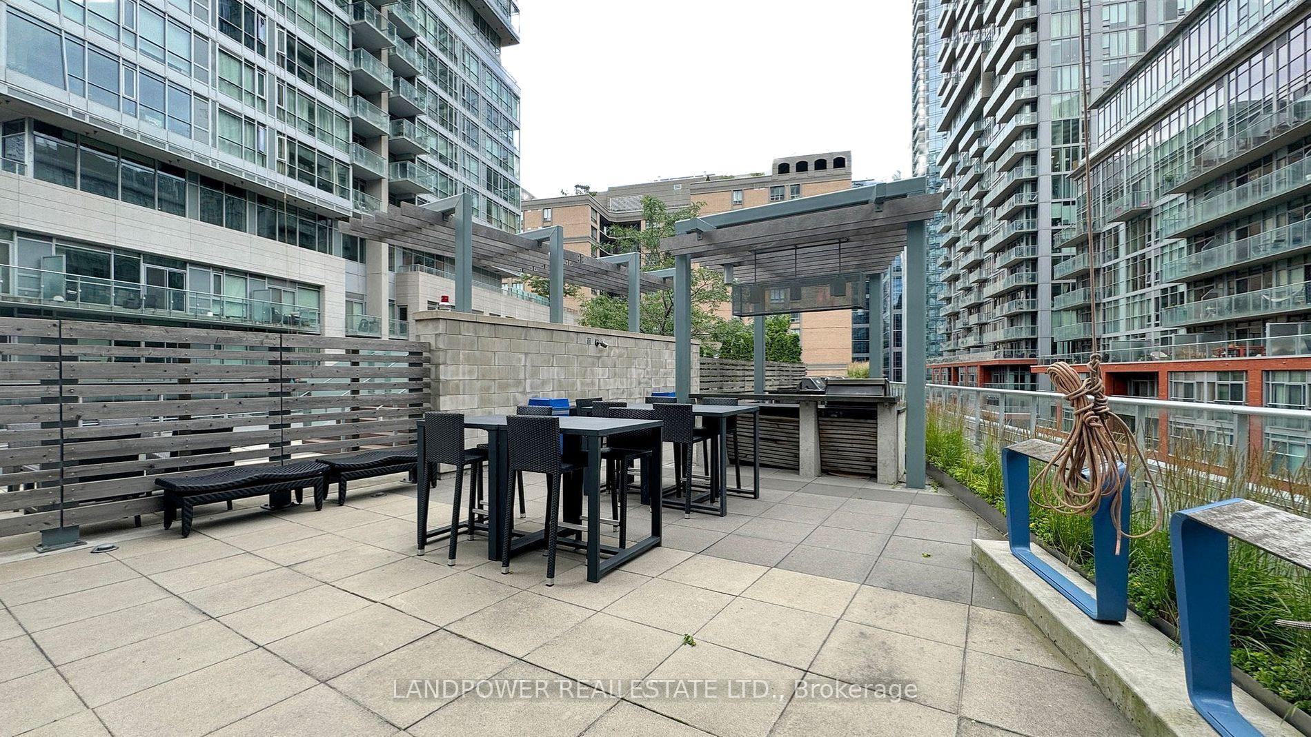 Photo 24 of Unit 3702, 30 Nelson Street, Toronto, Waterfront Communities — HOMEH