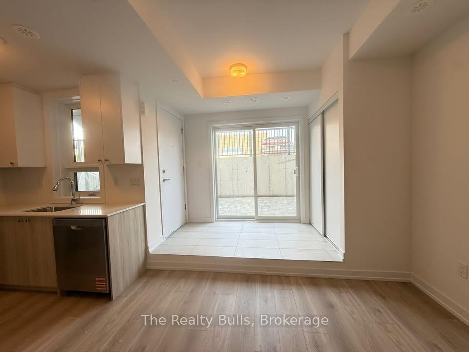 Photo 5 of Unit 359, 25 Palace Street, Kitchener, Laurentian Hills — HOMEH