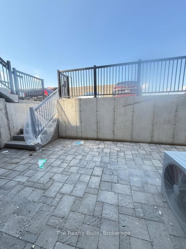 Photo 14 of Unit 359, 25 Palace Street, Kitchener, Laurentian Hills — HOMEH
