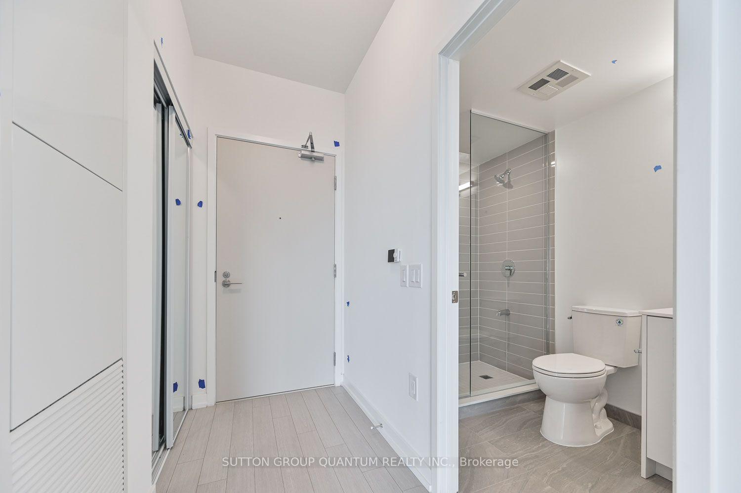 Photo 4 of Unit 1821, 4010 Eglinton Avenue W, Etobicoke, Humber Heights — HOMEH