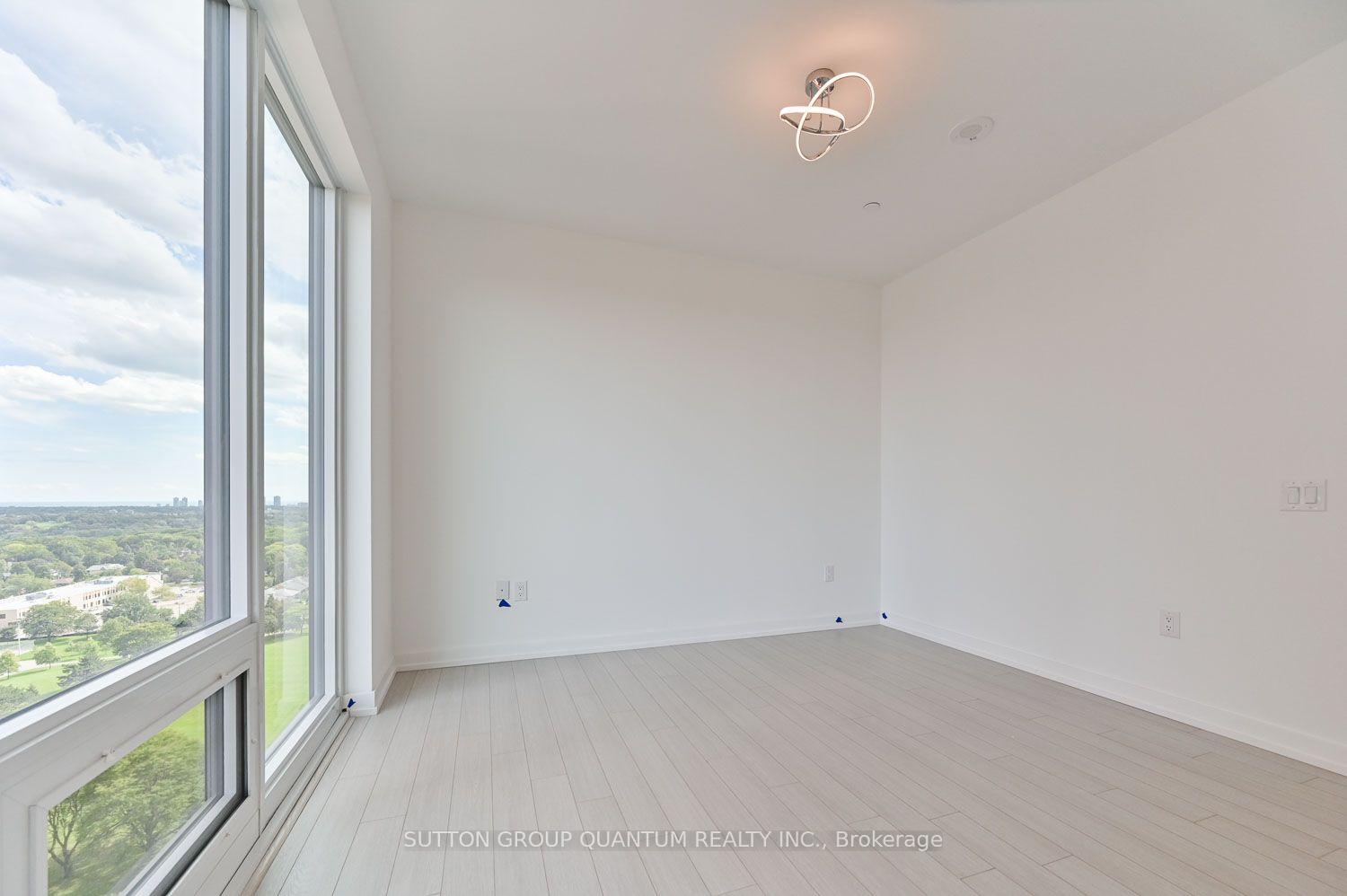 Photo 14 of Unit 1821, 4010 Eglinton Avenue W, Etobicoke, Humber Heights — HOMEH