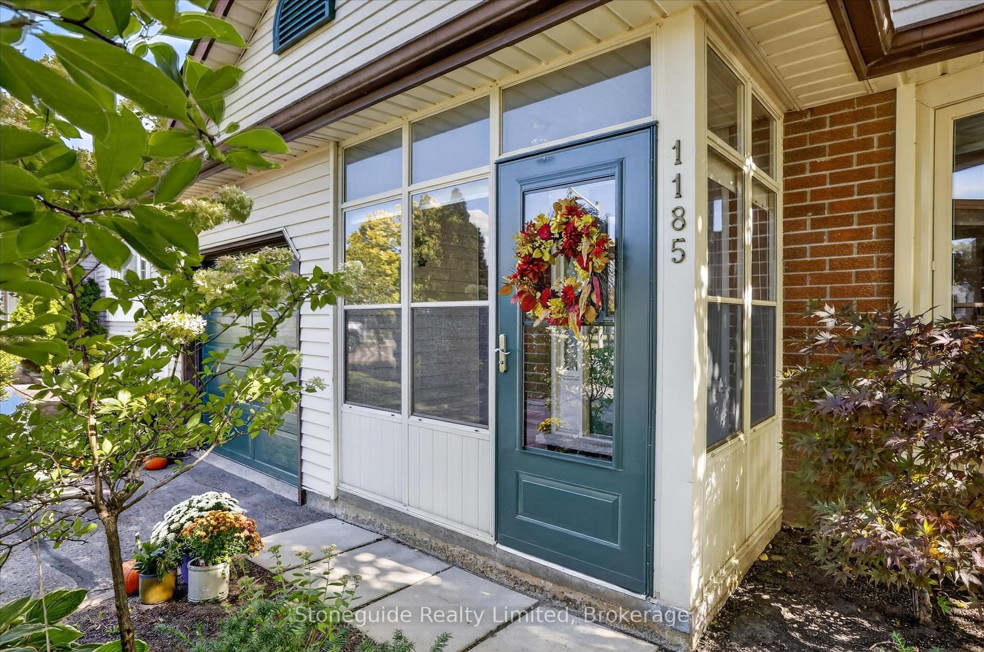 Photo 3 of 1185 Huntington Circle, Peterborough, Otonabee Ward 1 — HOMEH