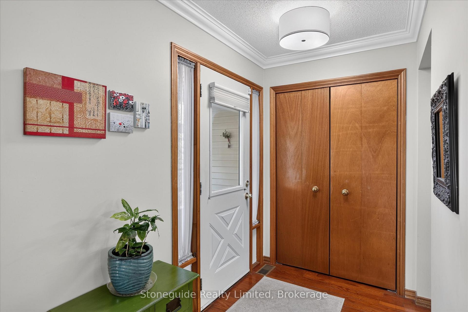 Photo 5 of 1185 Huntington Circle, Peterborough, Otonabee Ward 1 — HOMEH