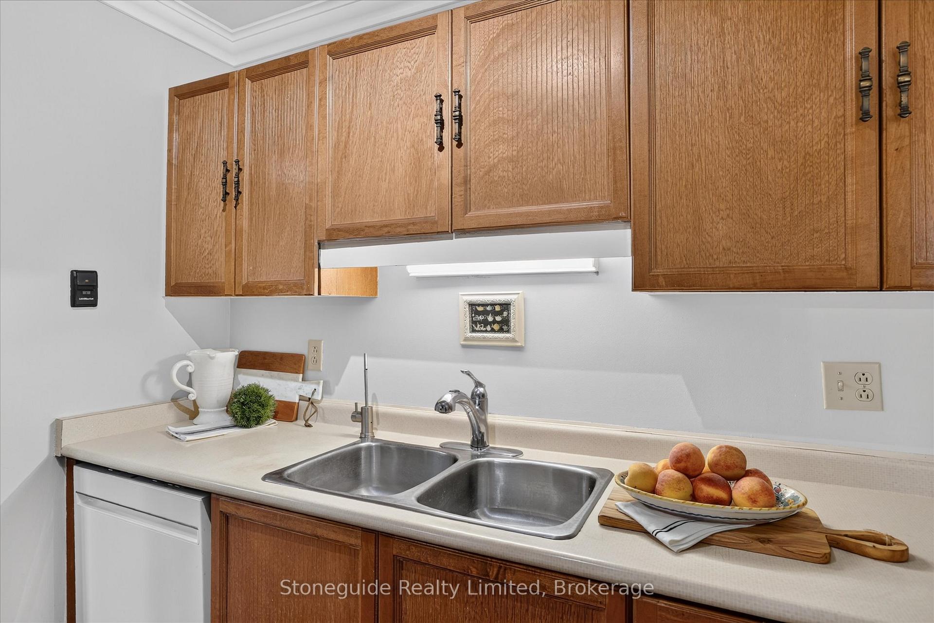 Photo 14 of 1185 Huntington Circle, Peterborough, Otonabee Ward 1 — HOMEH