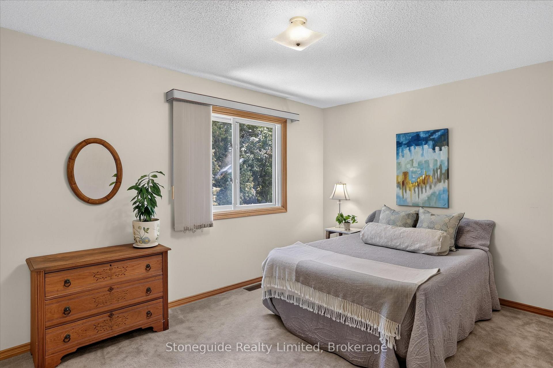 Photo 15 of 1185 Huntington Circle, Peterborough, Otonabee Ward 1 — HOMEH