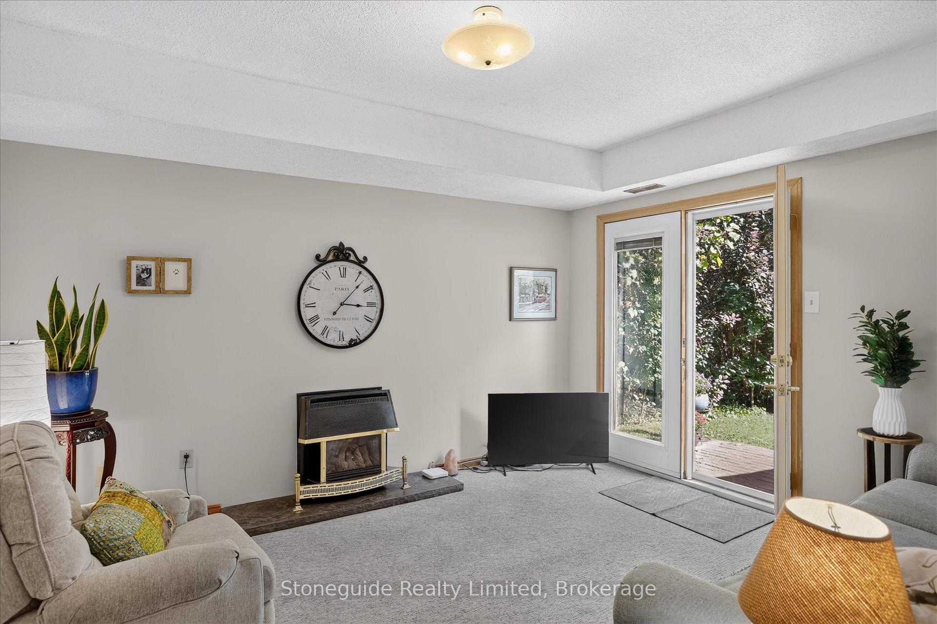 Photo 20 of 1185 Huntington Circle, Peterborough, Otonabee Ward 1 — HOMEH