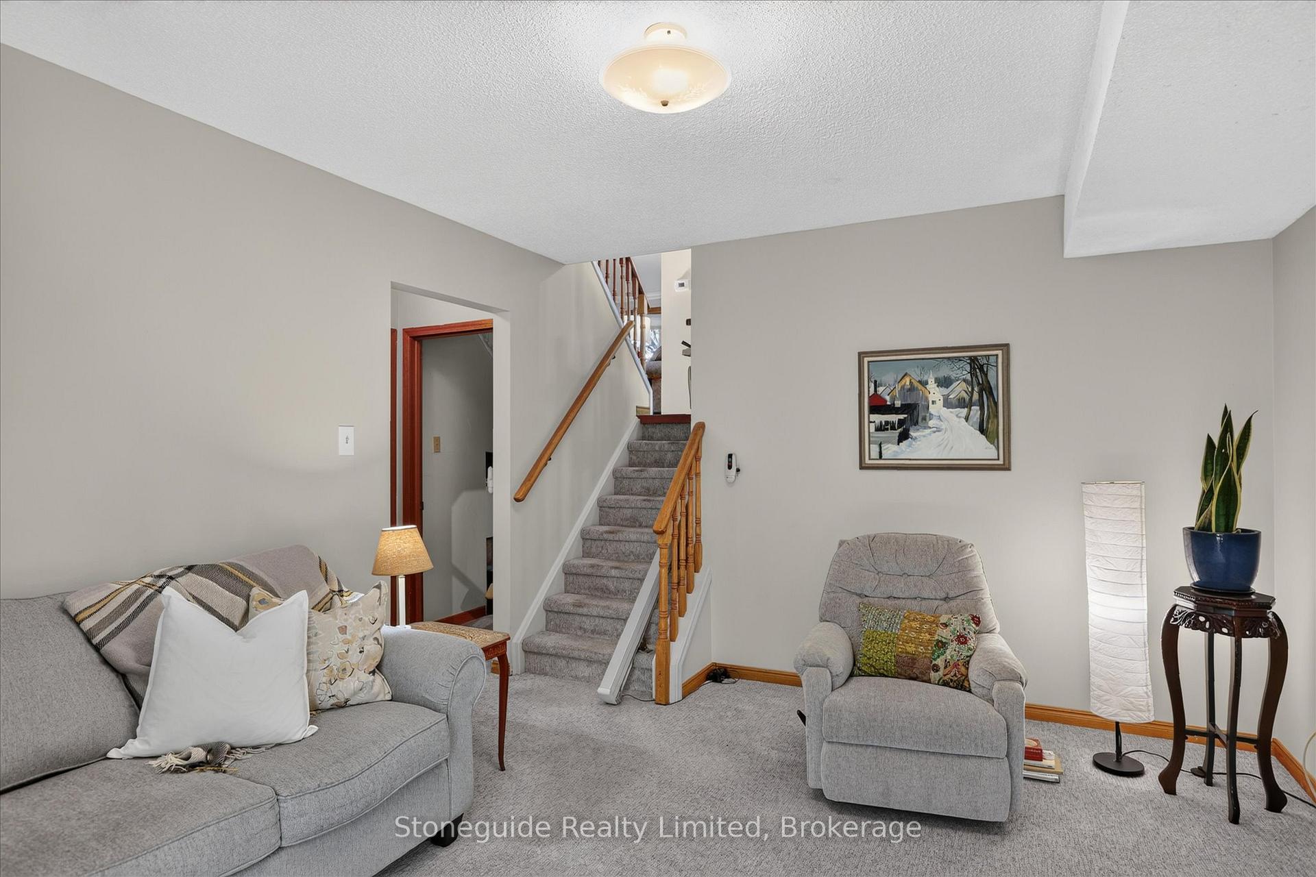 Photo 21 of 1185 Huntington Circle, Peterborough, Otonabee Ward 1 — HOMEH