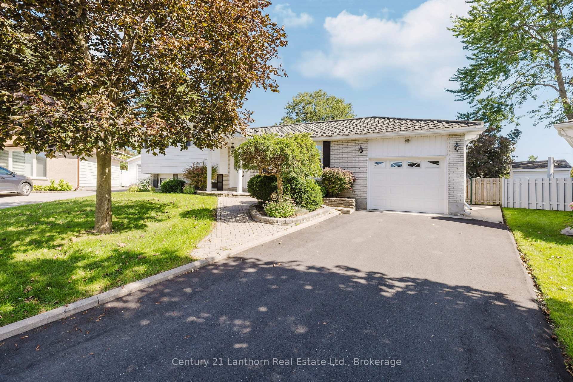 Photo 4 of 31 Marsh Drive, Belleville, Belleville Ward — HOMEH
