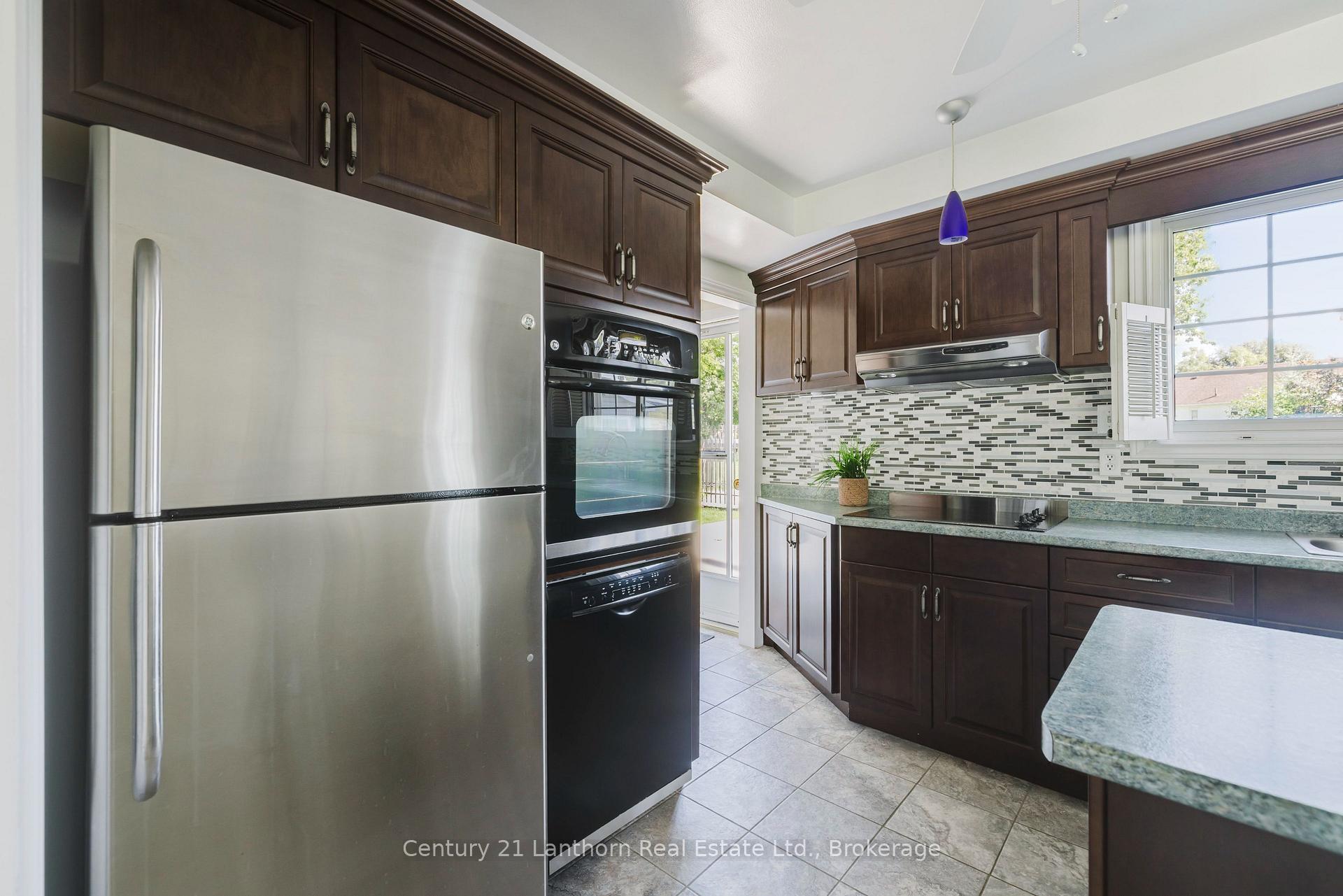 Photo 16 of 31 Marsh Drive, Belleville, Belleville Ward — HOMEH