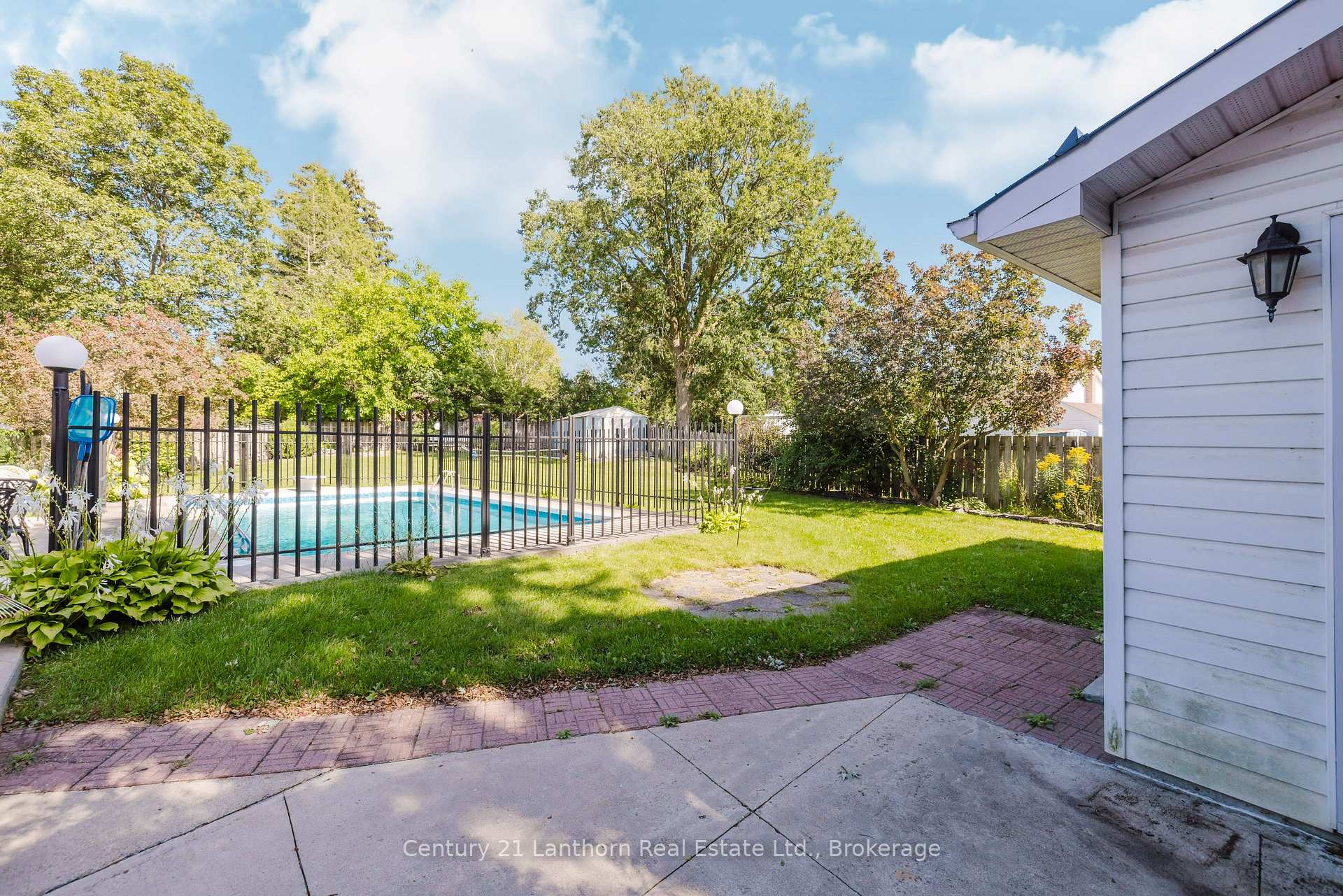 Photo 33 of 31 Marsh Drive, Belleville, Belleville Ward — HOMEH