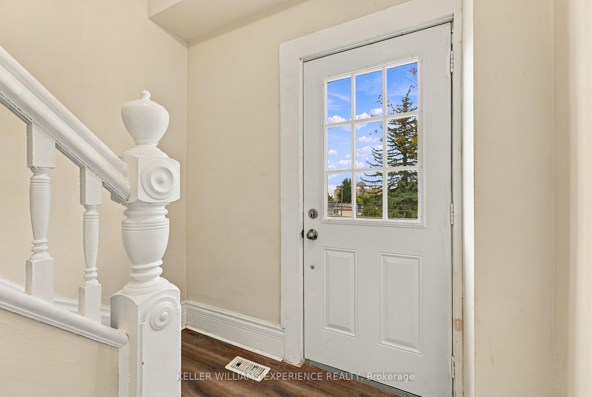 Photo 3 of 154 Fifth Street, Midland — HOMEH
