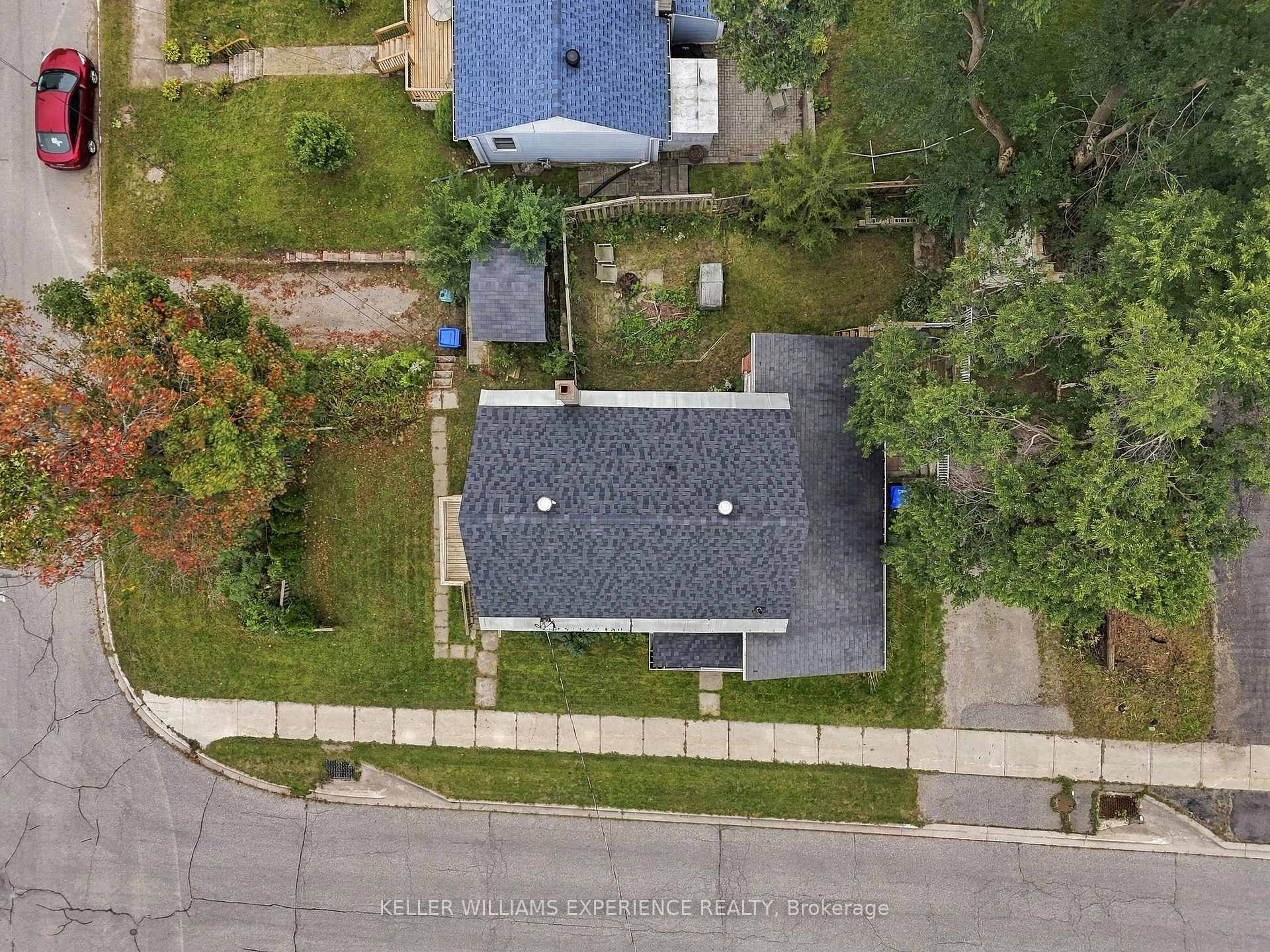 Photo 16 of 154 Fifth Street, Midland — HOMEH