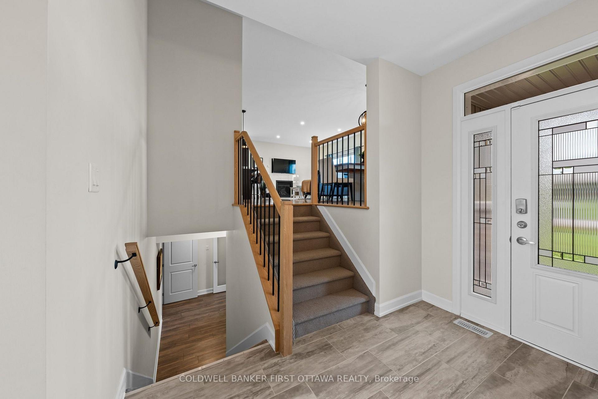 Photo 6 of 216 Owen Lucas Street, McNab/Braeside, Mcnab/Braeside Twps — HOMEH