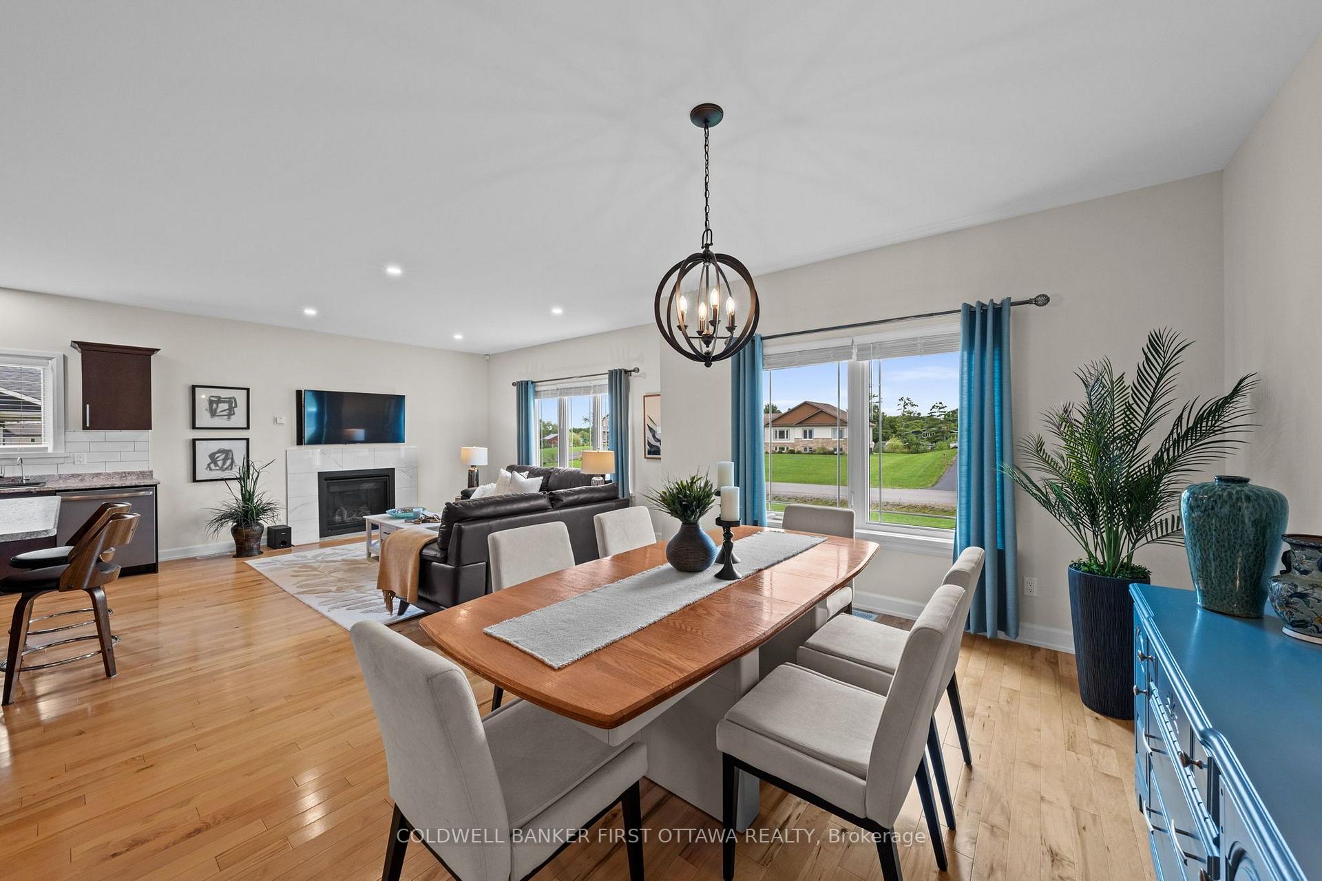 Photo 8 of 216 Owen Lucas Street, McNab/Braeside, Mcnab/Braeside Twps — HOMEH