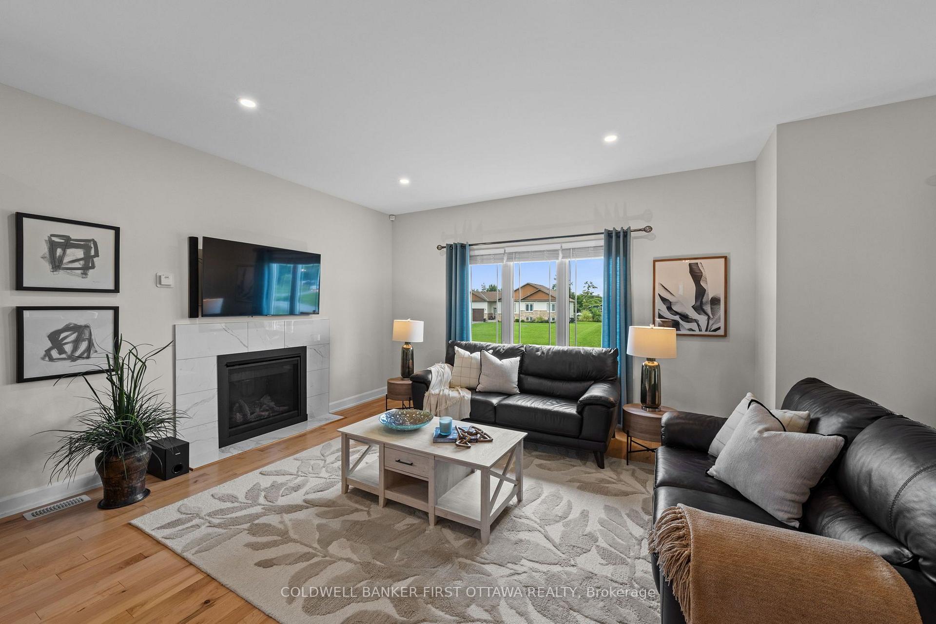 Photo 15 of 216 Owen Lucas Street, McNab/Braeside, Mcnab/Braeside Twps — HOMEH