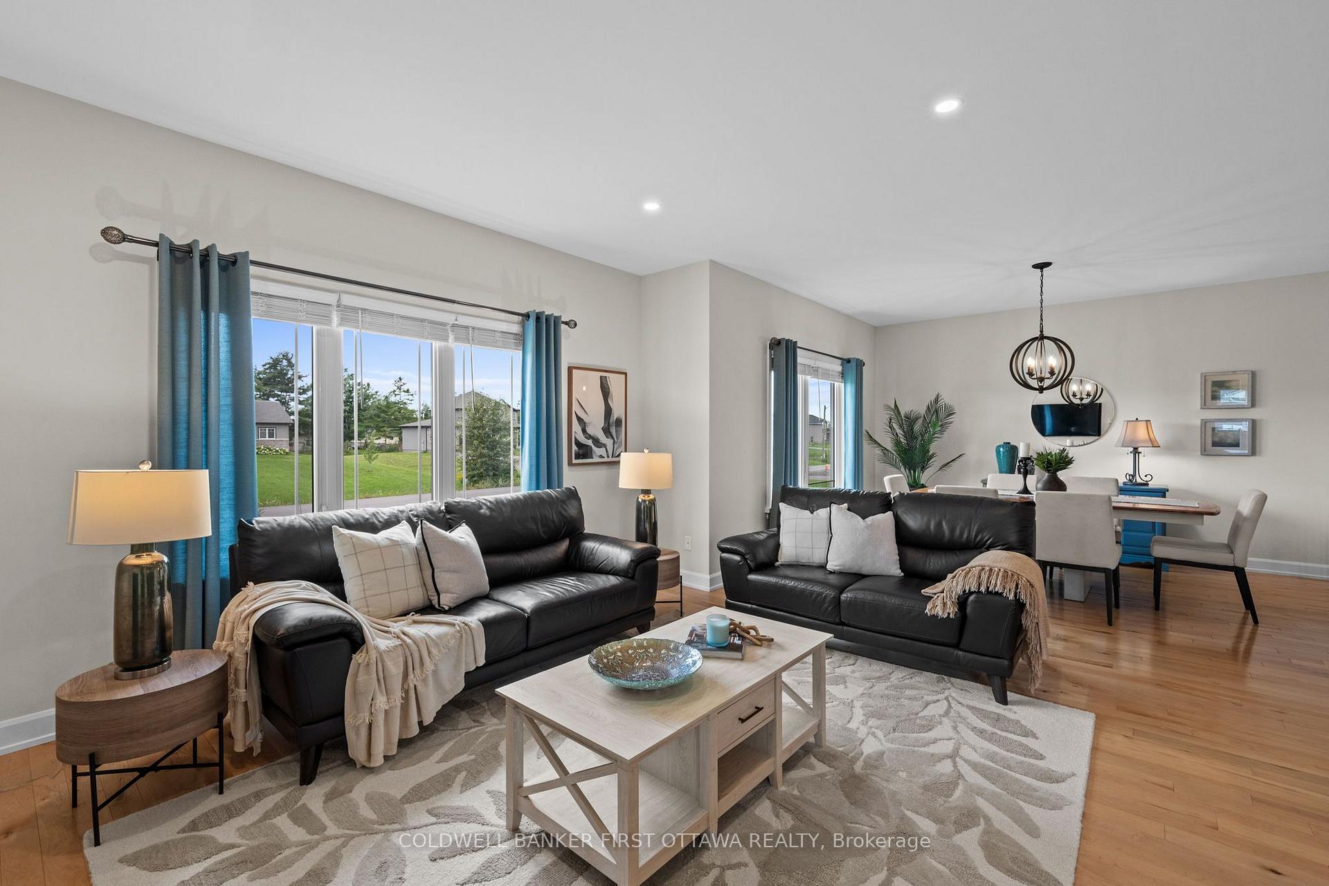 Photo 16 of 216 Owen Lucas Street, McNab/Braeside, Mcnab/Braeside Twps — HOMEH