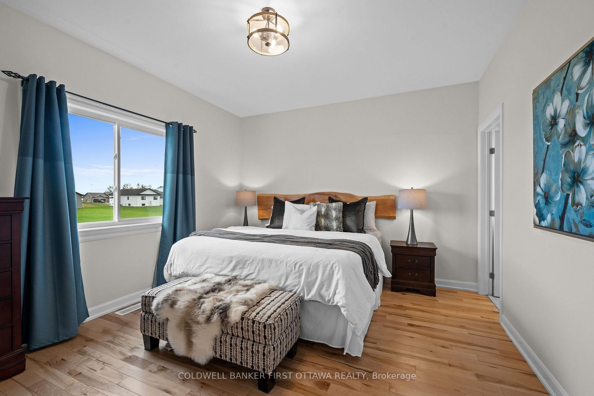 Photo 20 of 216 Owen Lucas Street, McNab/Braeside, Mcnab/Braeside Twps — HOMEH