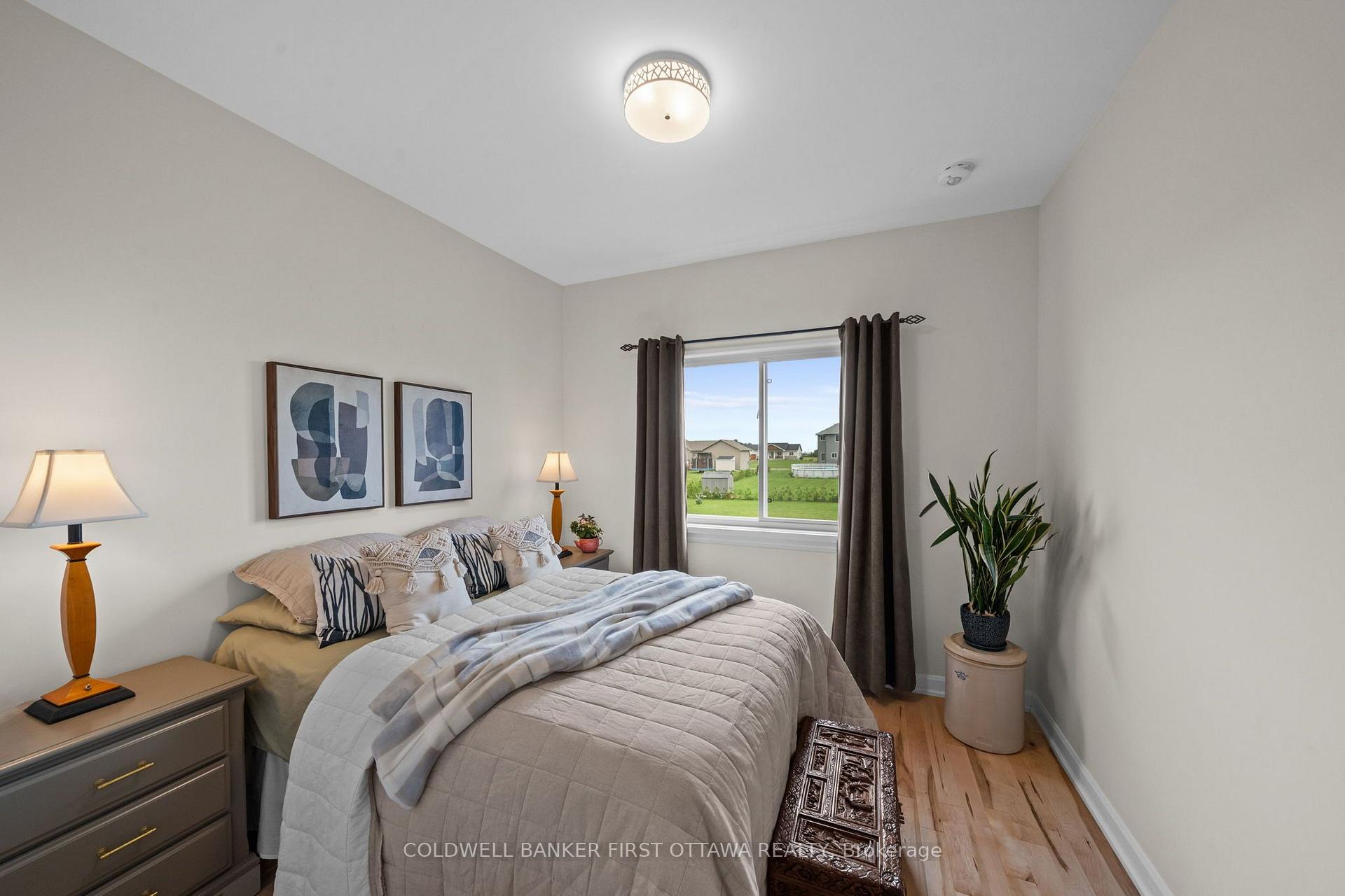 Photo 23 of 216 Owen Lucas Street, McNab/Braeside, Mcnab/Braeside Twps — HOMEH