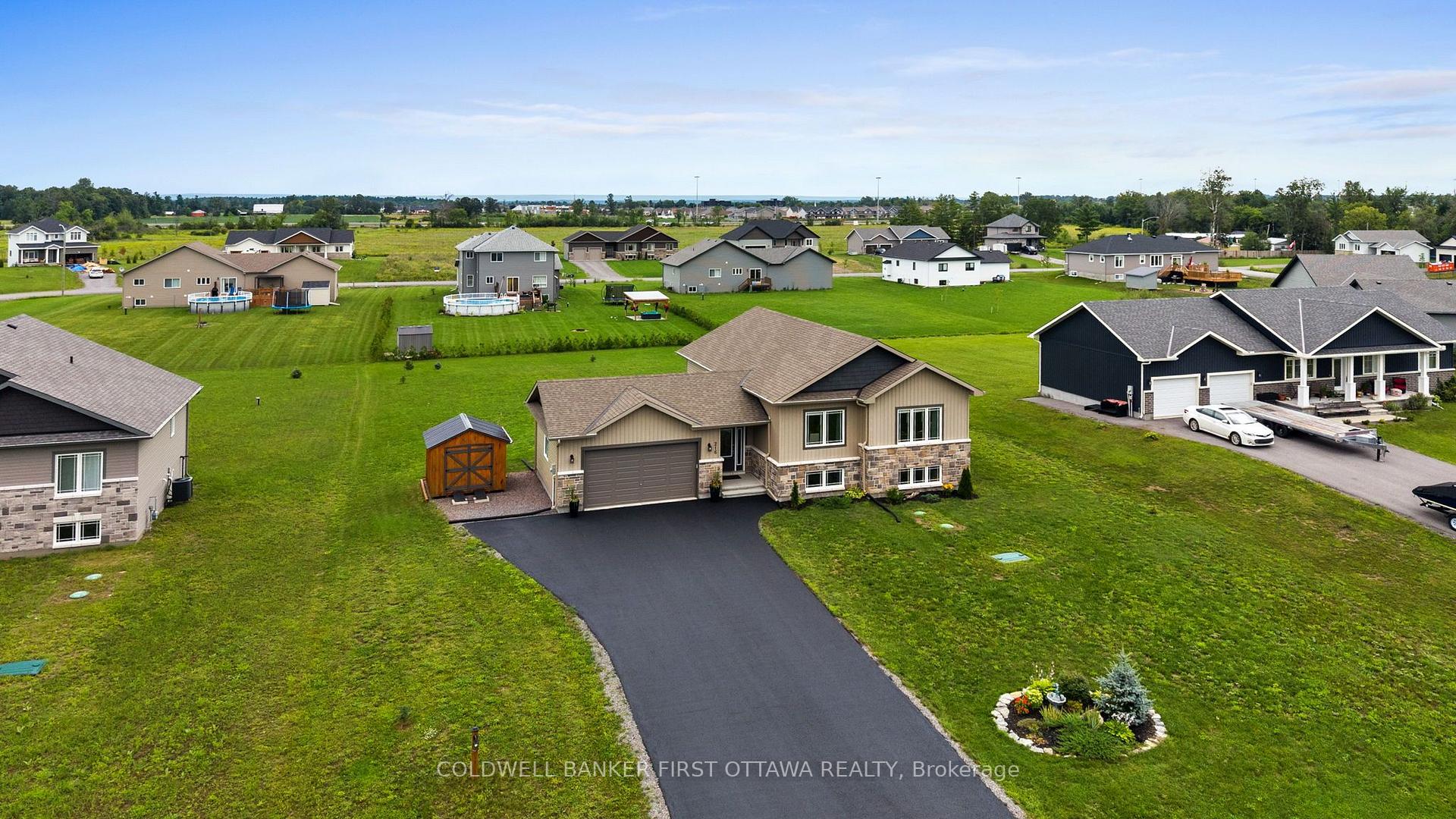 Photo 39 of 216 Owen Lucas Street, McNab/Braeside, Mcnab/Braeside Twps — HOMEH