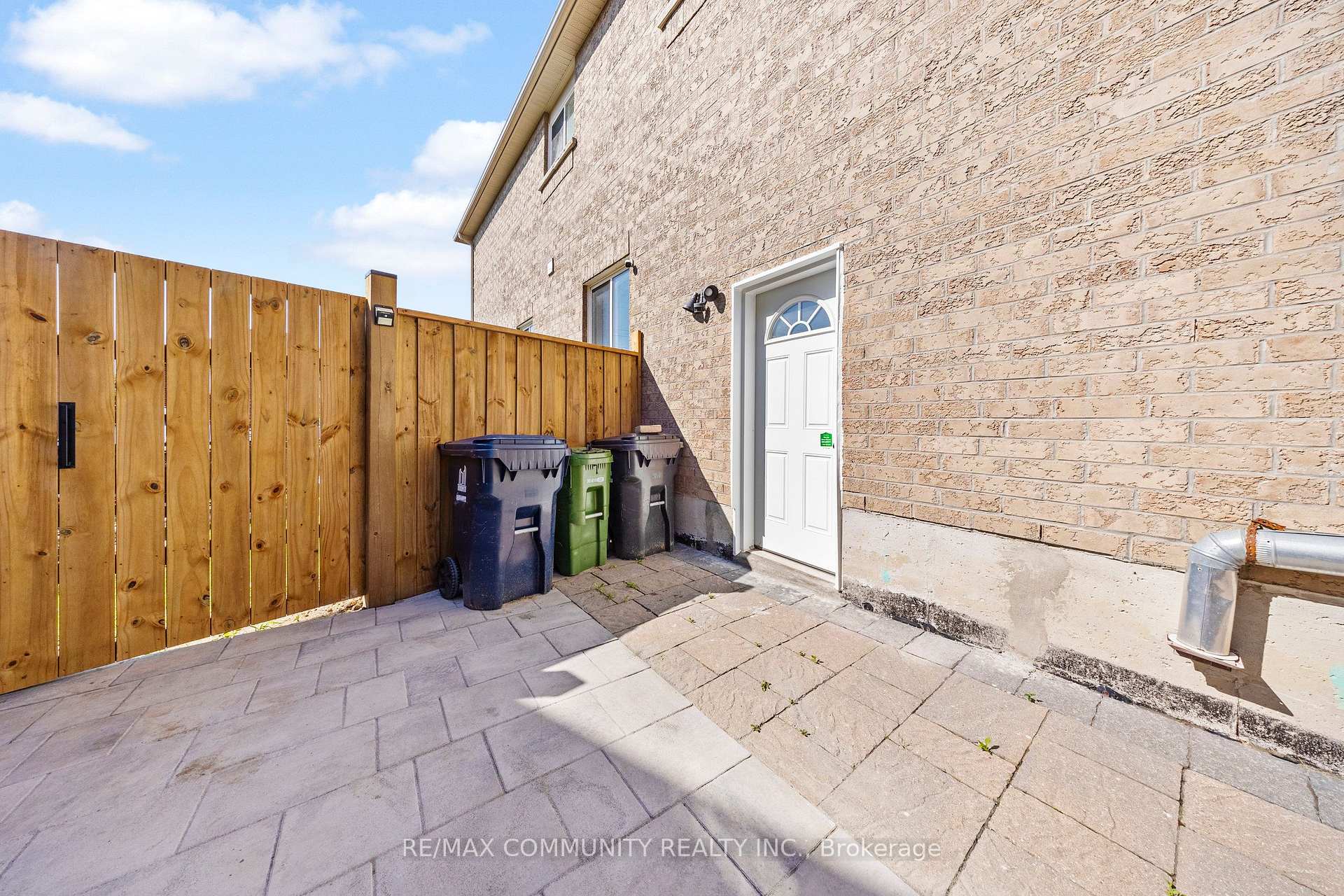 Photo 3 of Unit BSMT, 72 Lampman Drive, Scarborough, Morningside — HOMEH