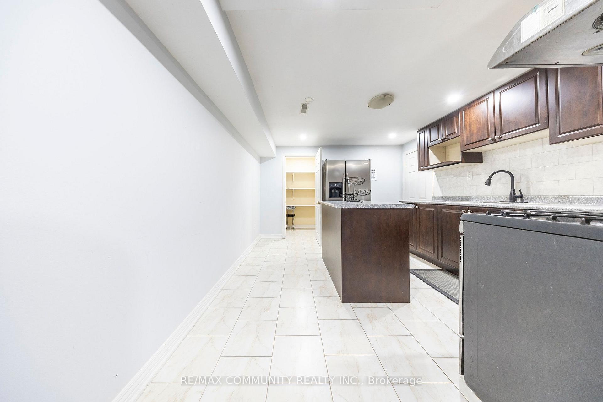 Photo 4 of Unit BSMT, 72 Lampman Drive, Scarborough, Morningside — HOMEH