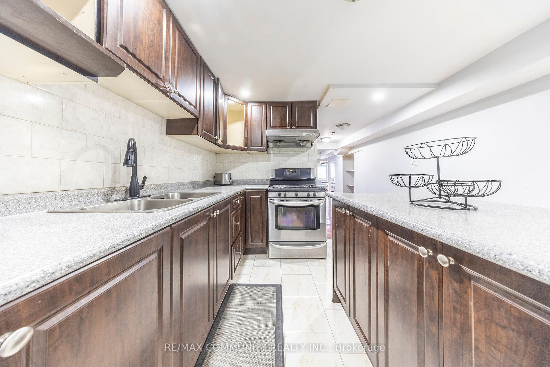 Photo 7 of Unit BSMT, 72 Lampman Drive, Scarborough, Morningside — HOMEH