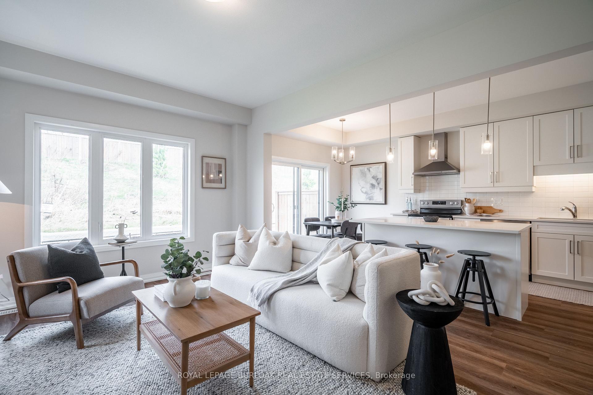 Photo 8 of Unit 13, 4552 Portage Road, Niagara Falls, Cherrywood — HOMEH