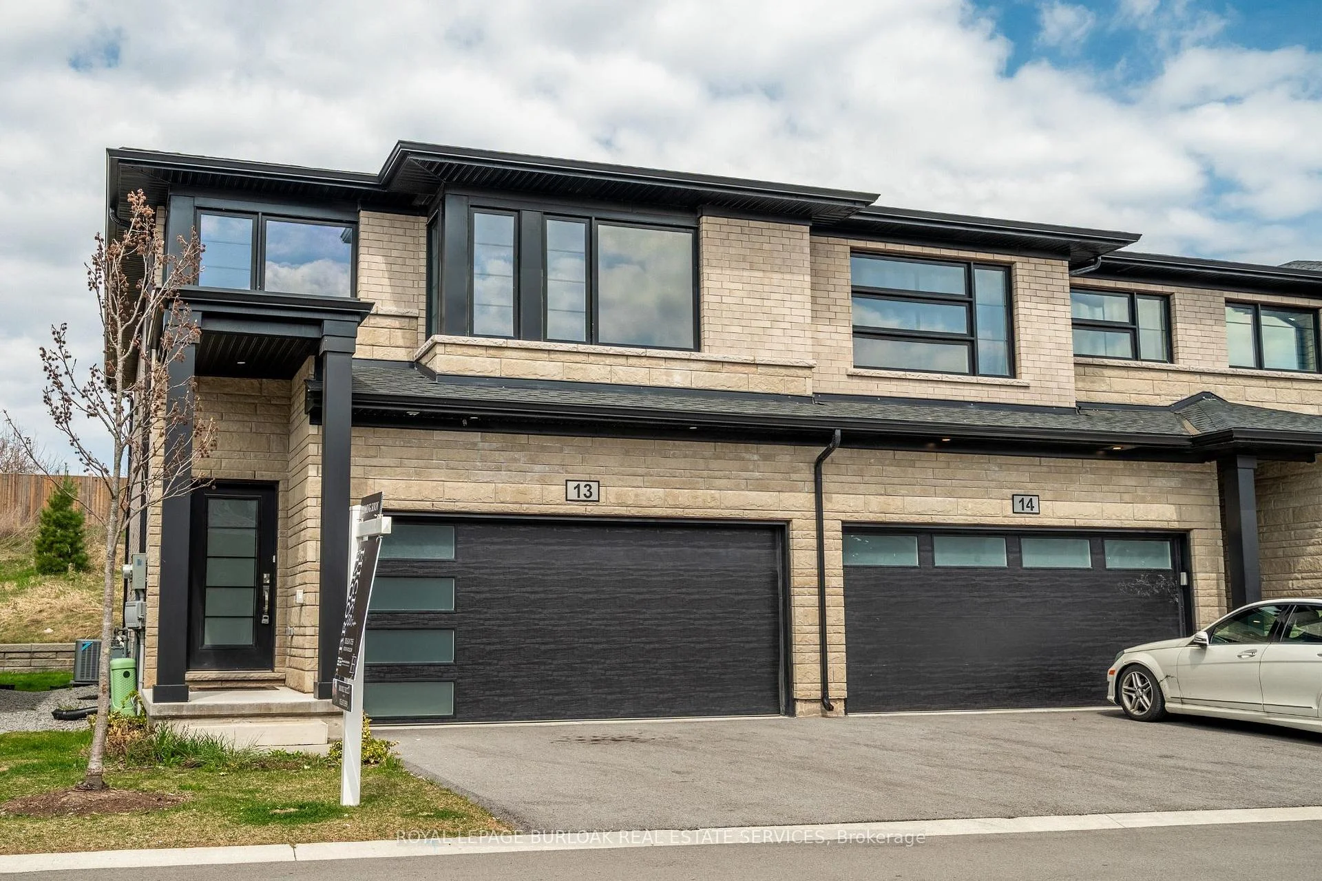 Photo 2 of Unit 13, 4552 Portage Road, Niagara Falls, Cherrywood — HOMEH