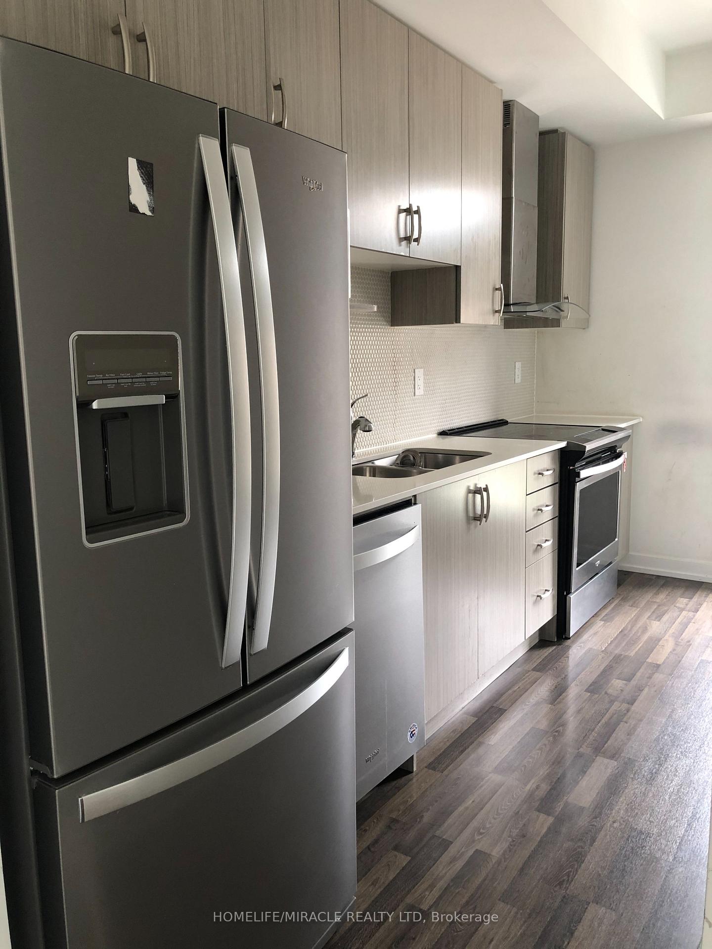 Photo 4 of 22 Bluenose Street, Vaughan, Vaughan Grove — HOMEH