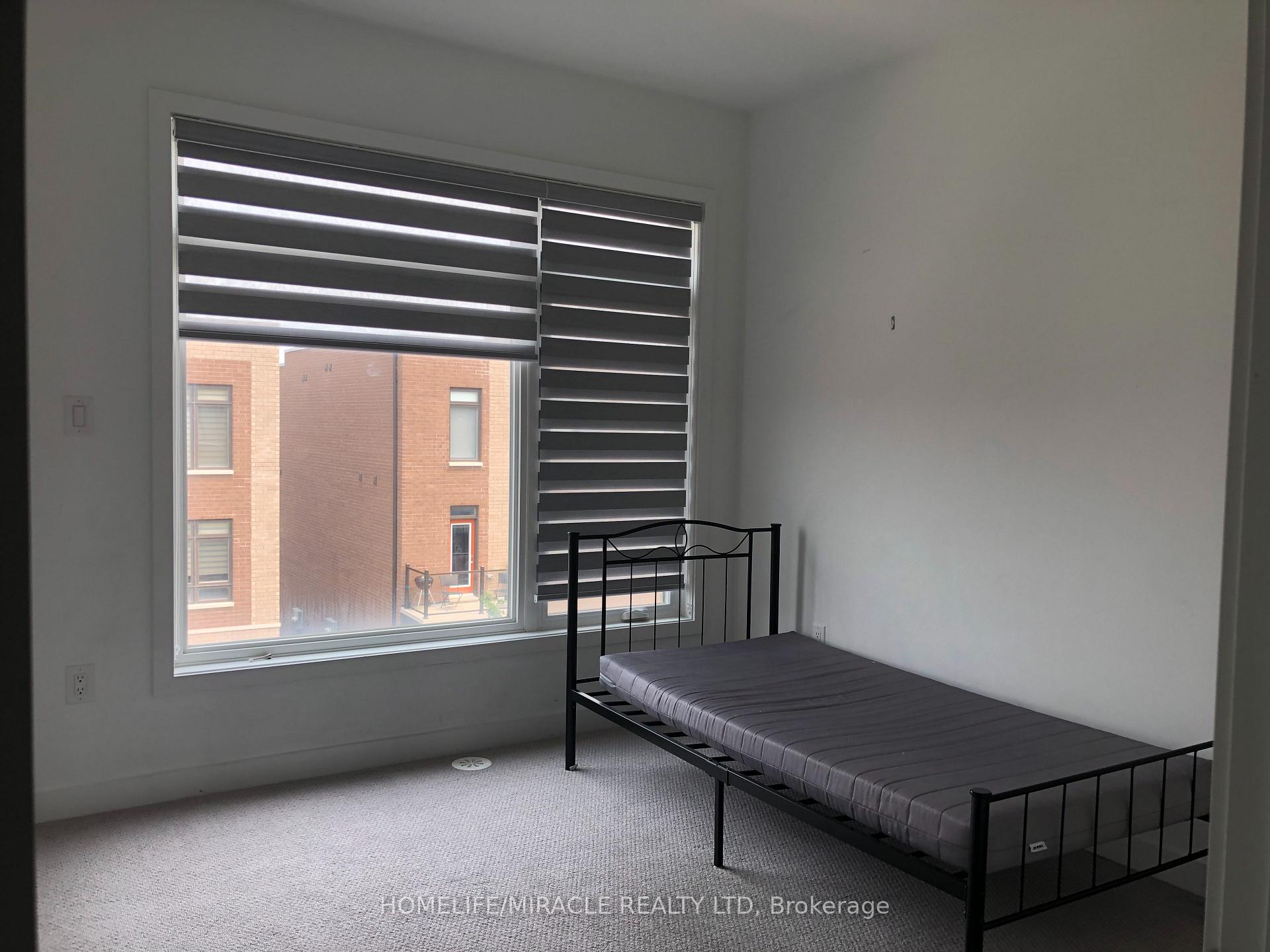 Photo 9 of 22 Bluenose Street, Vaughan, Vaughan Grove — HOMEH