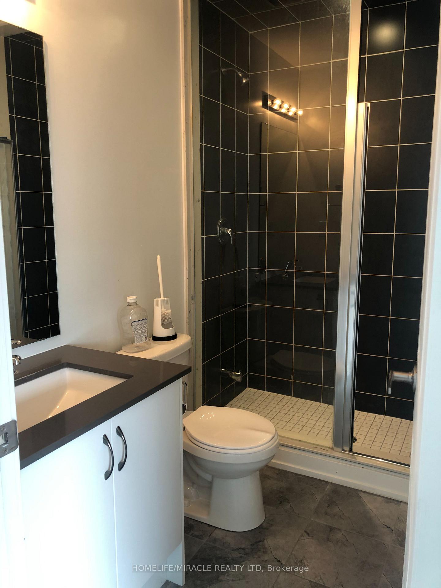 Photo 10 of 22 Bluenose Street, Vaughan, Vaughan Grove — HOMEH