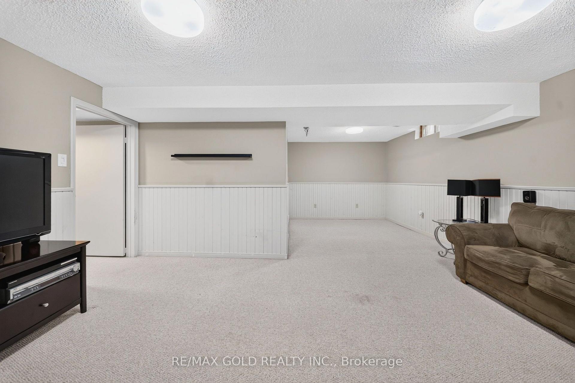 Photo 48 of 6 Rowe Court, Brampton, Brampton West — HOMEH