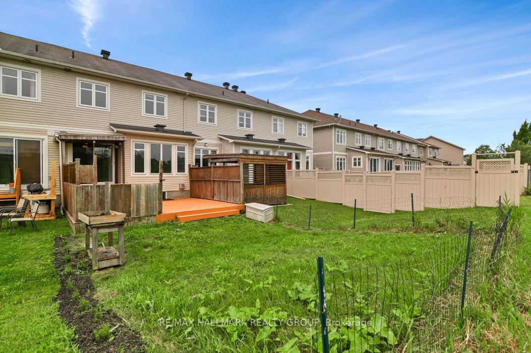 Photo 38 of 144 Trail Side Circle, Ottawa, Springridge/East Village — HOMEH