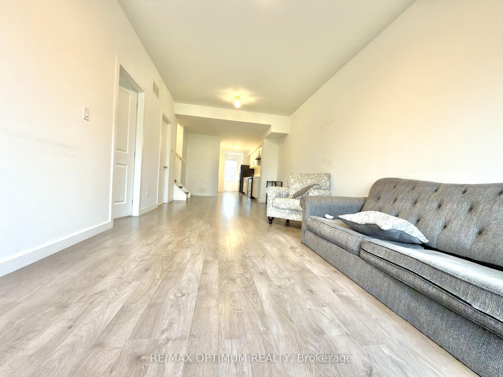 Photo 17 of 406 Chaffey Street, Welland, Lincoln/Crowland — HOMEH