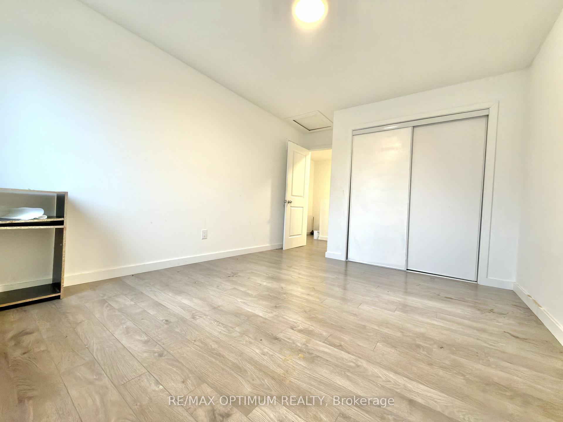 Photo 23 of 406 Chaffey Street, Welland, Lincoln/Crowland — HOMEH