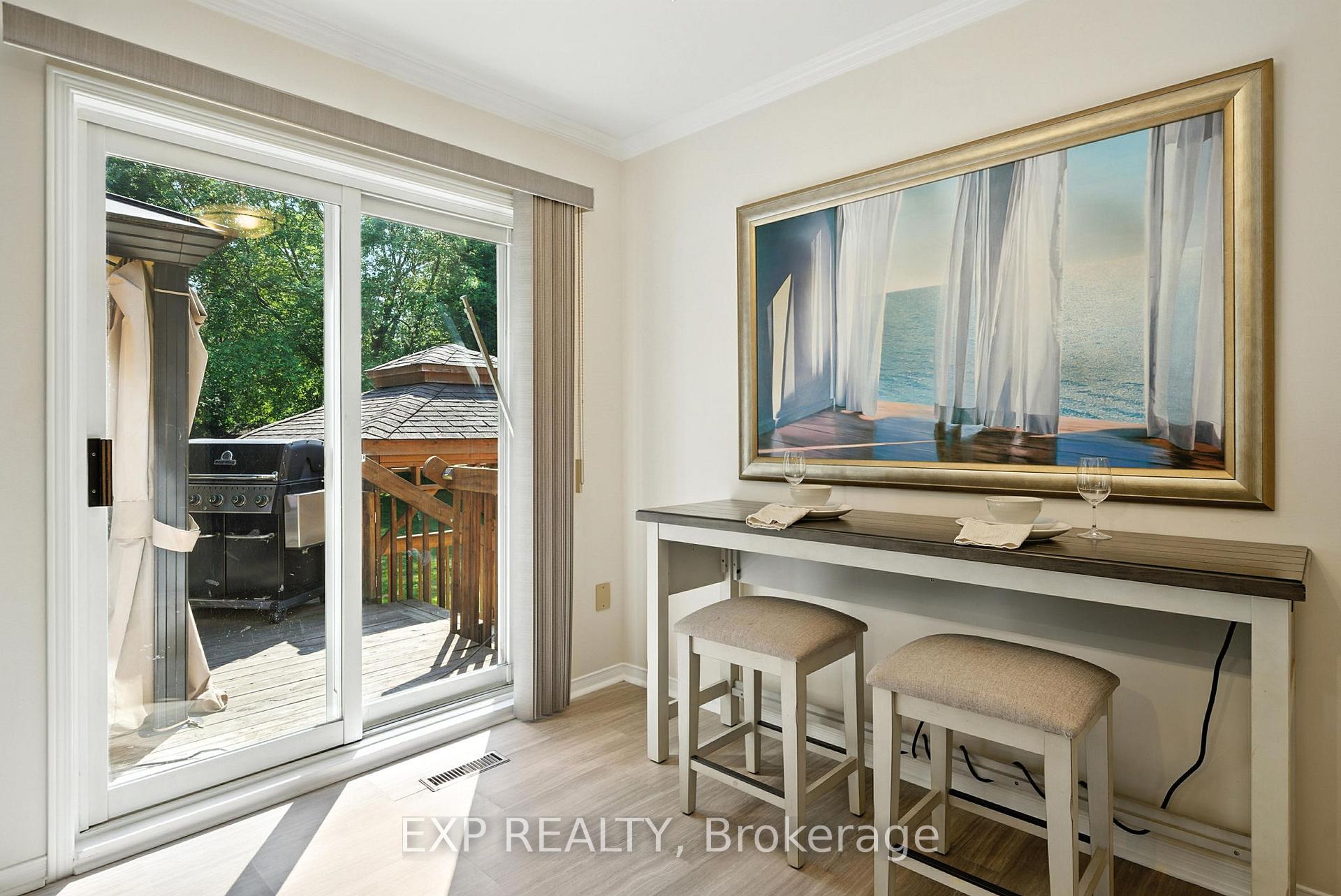 Photo 13 of 17 Farncomb Crescent, Clarington, Bowmanville — HOMEH