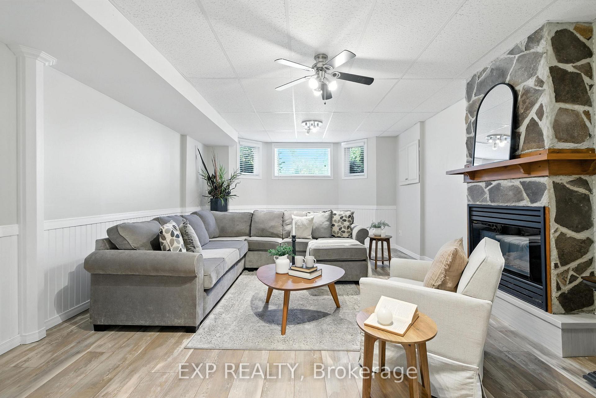Photo 18 of 17 Farncomb Crescent, Clarington, Bowmanville — HOMEH