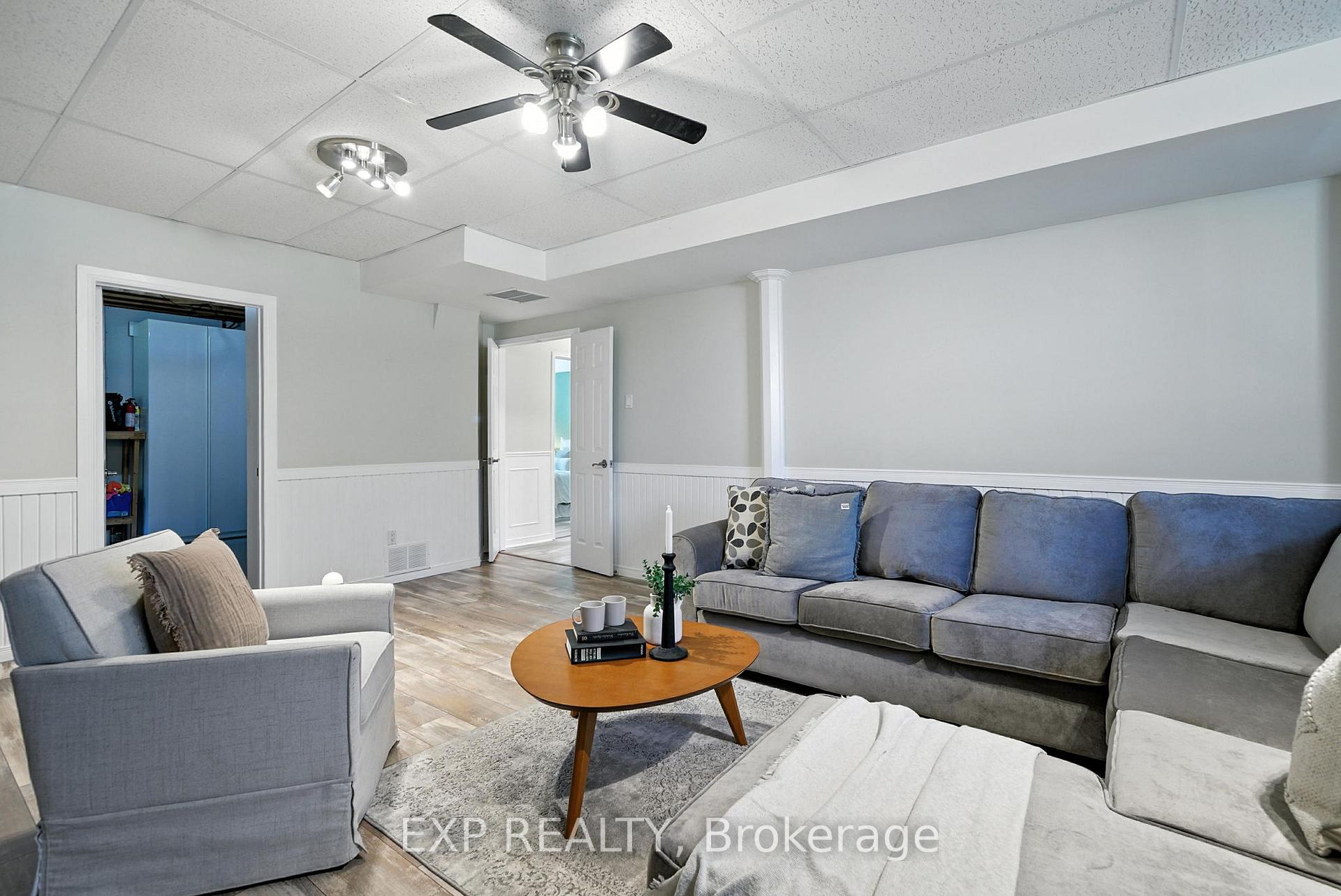 Photo 19 of 17 Farncomb Crescent, Clarington, Bowmanville — HOMEH